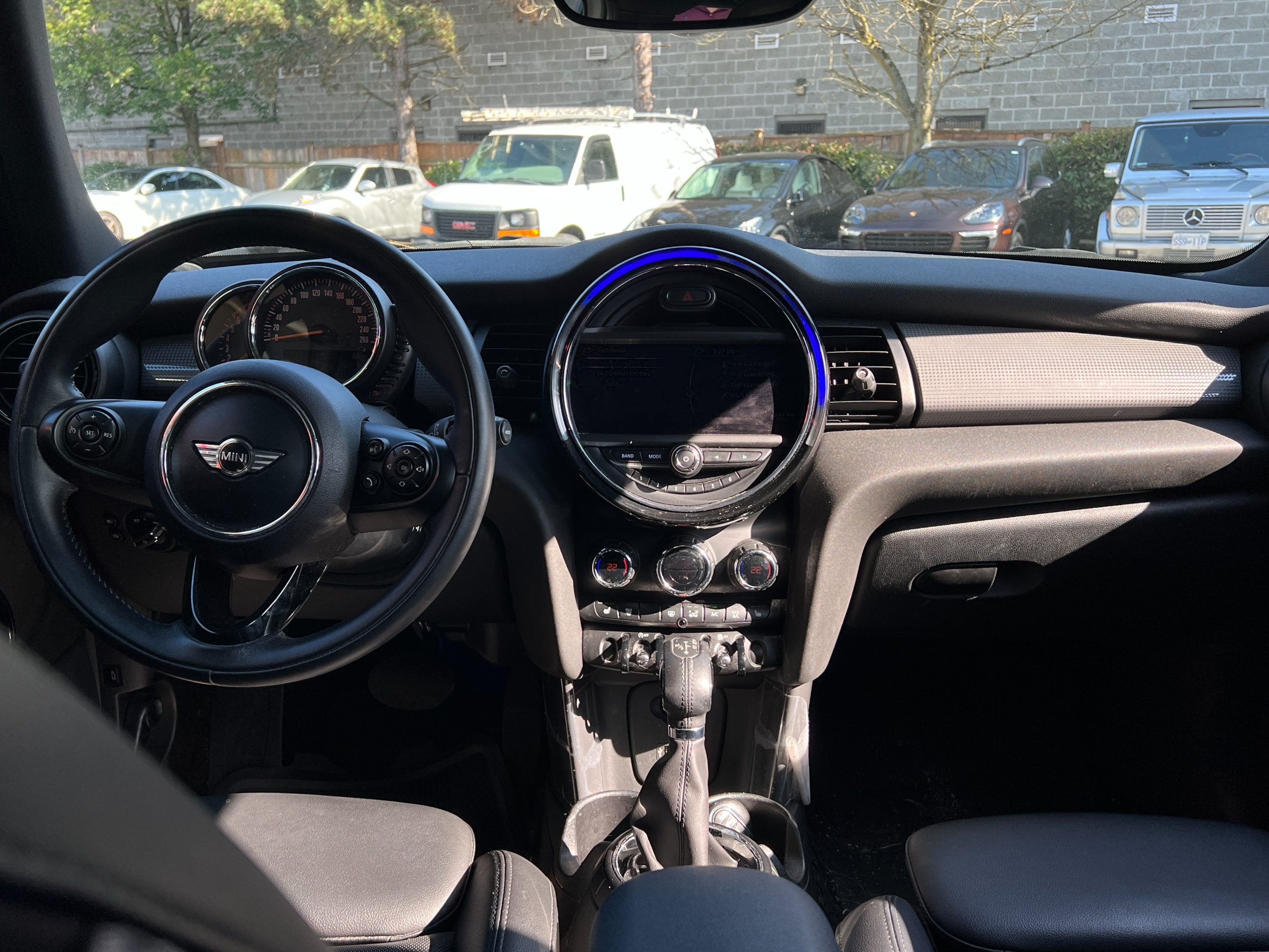 2015 Mini Cooper - Image 11