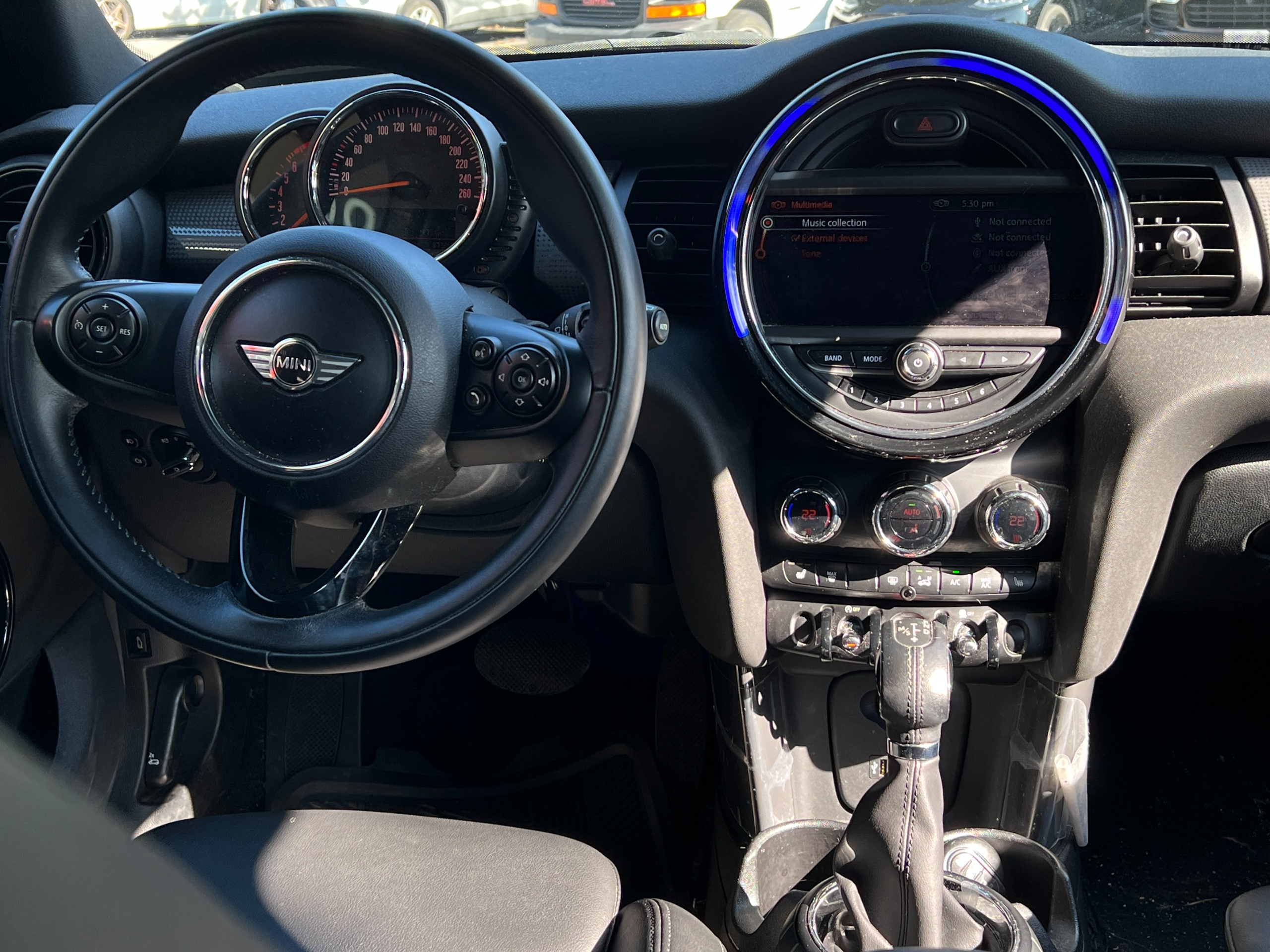 2015 Mini Cooper - Image 9
