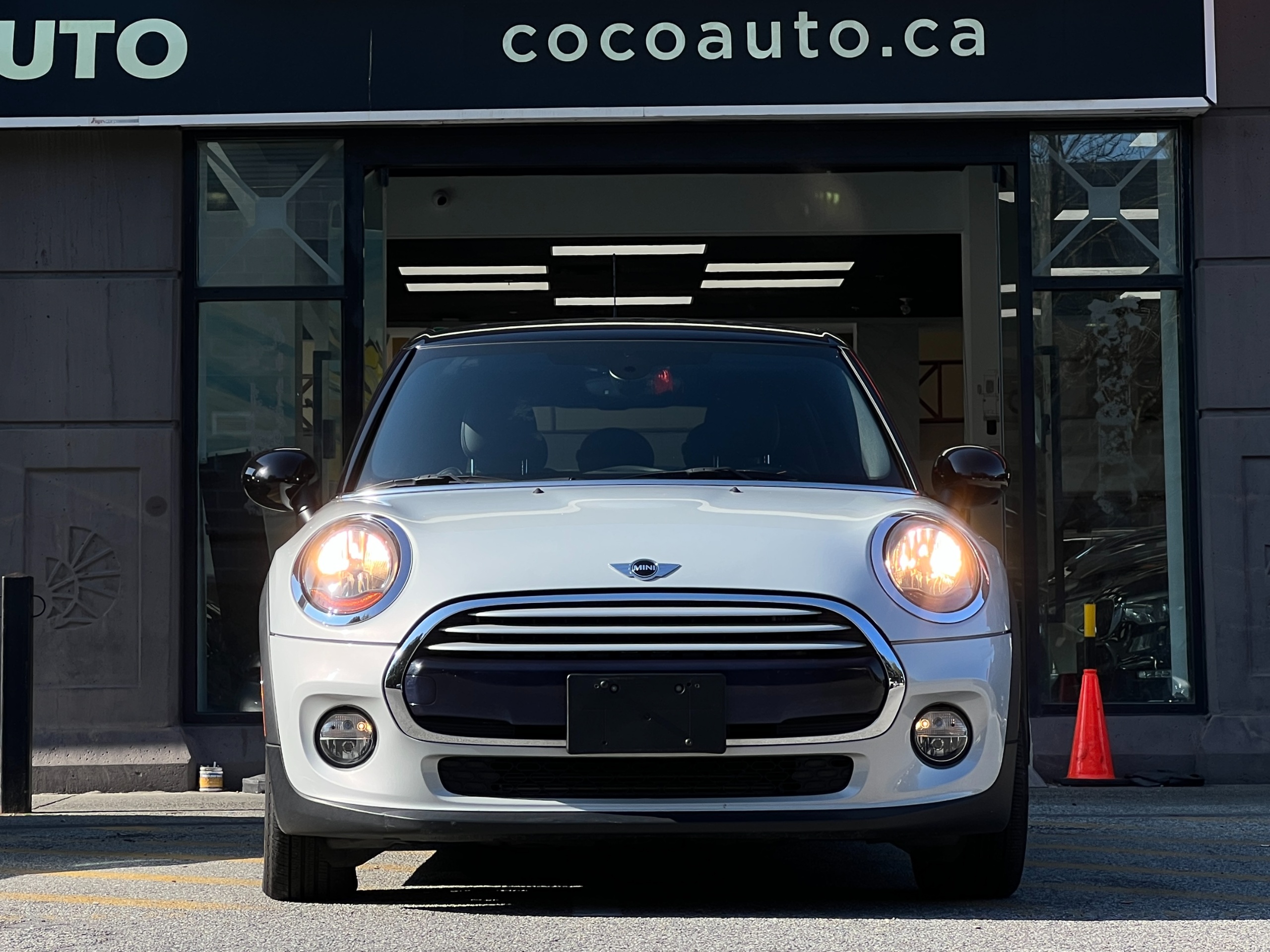 2015 Mini Cooper - Image 3