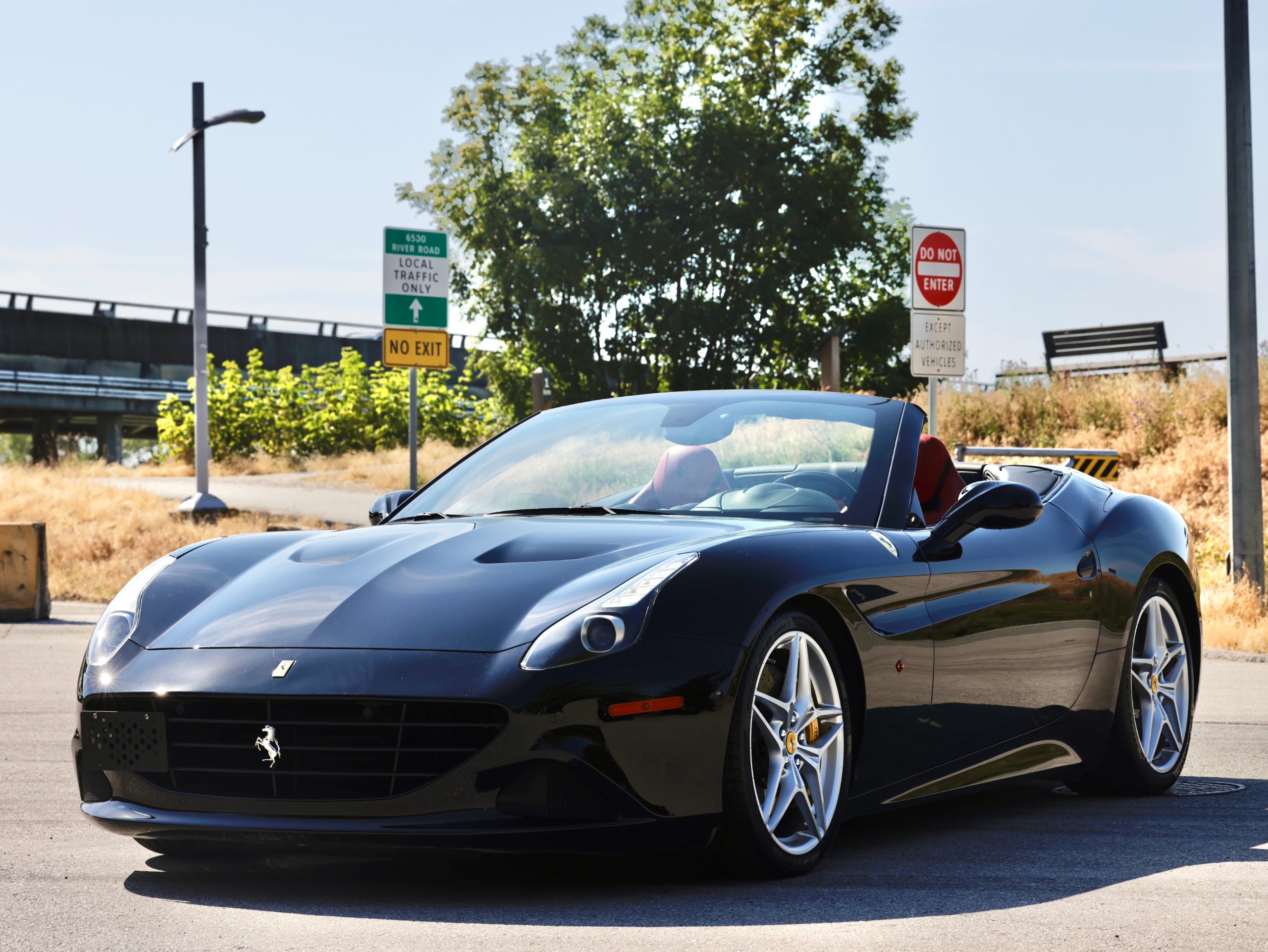 2016 Ferrari California T - Image 3