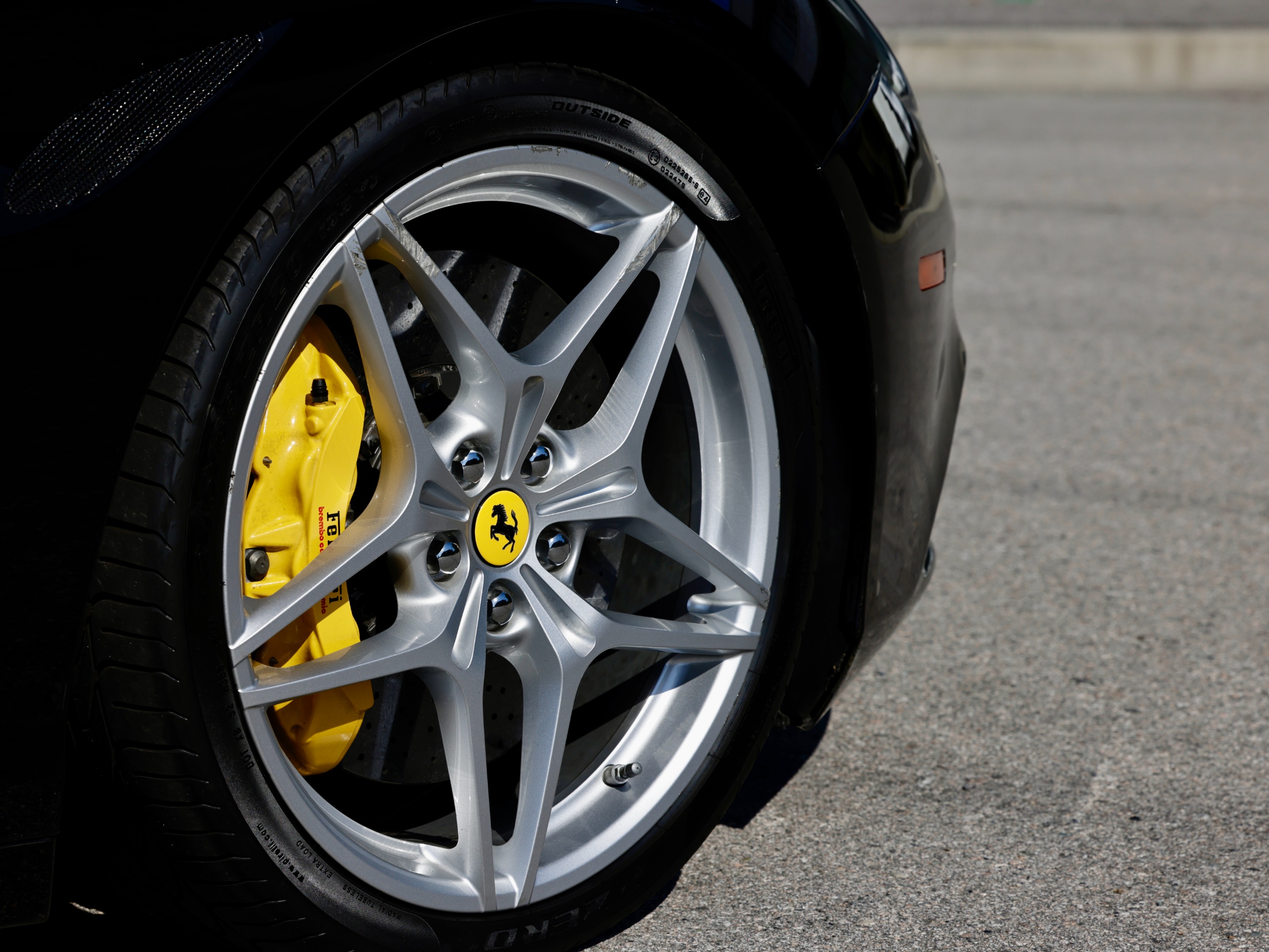 2016 Ferrari California T - Image 19