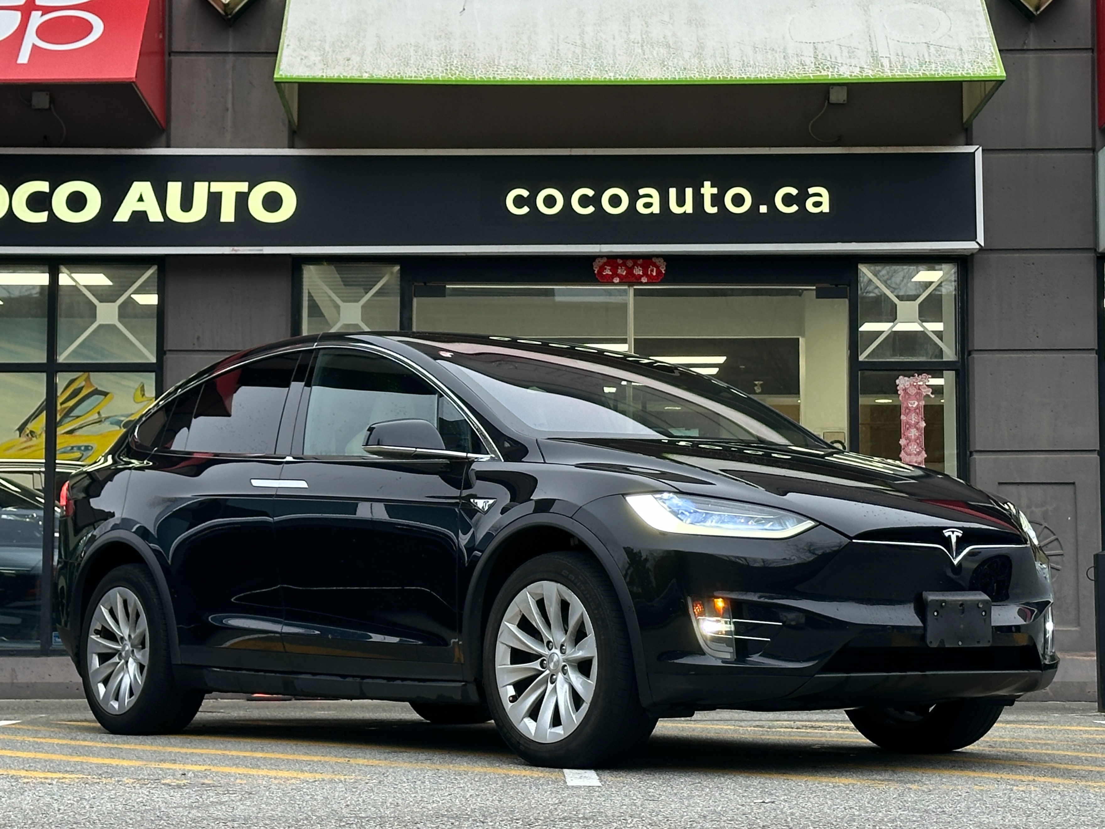 2016 Tesla Model x 90d | no accident | bc local - Image 1