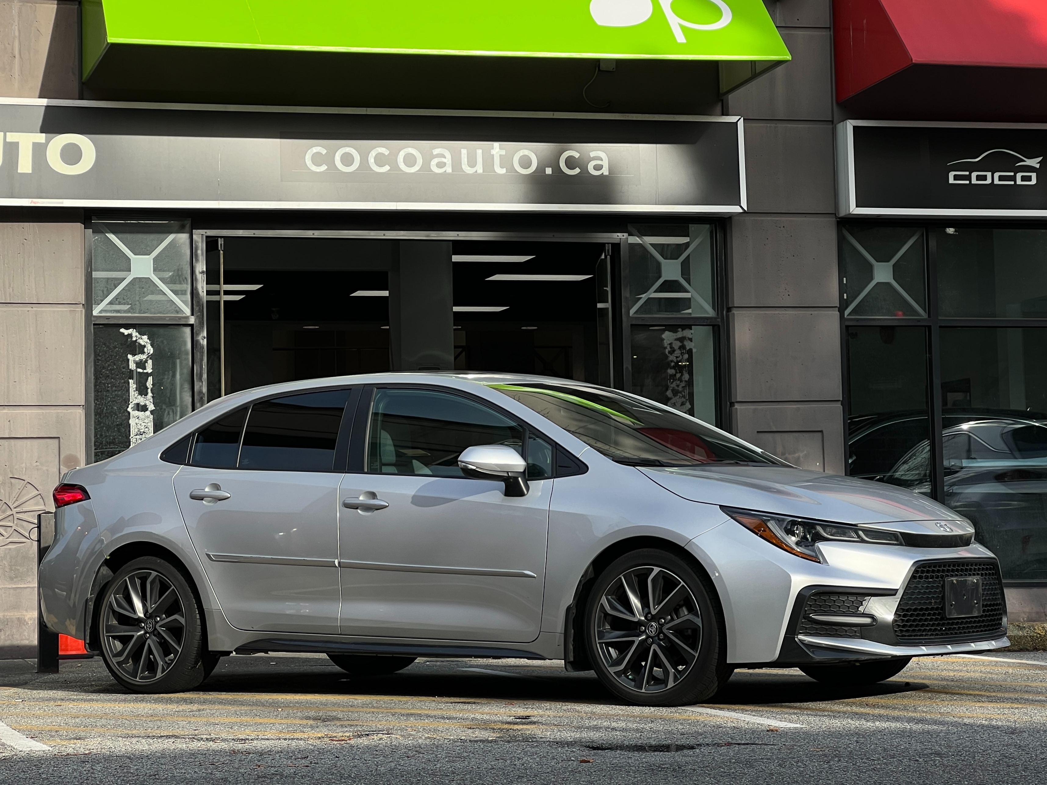 2020 Toyota Corolla SE | BC Local - Image 2