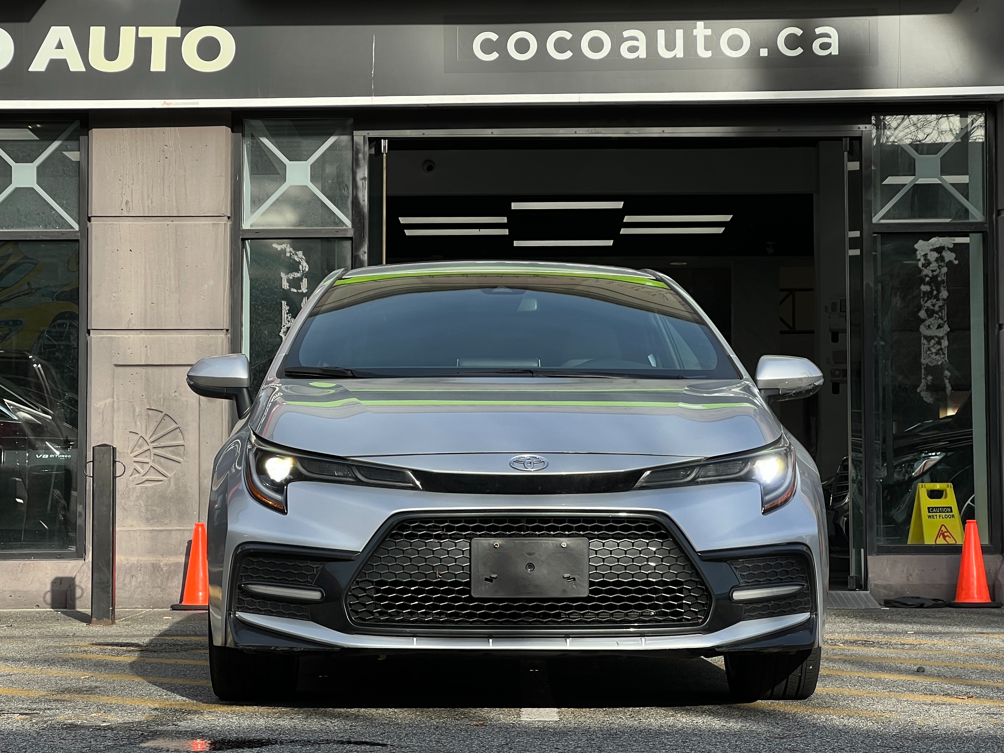 2020 Toyota Corolla SE | BC Local - Image 3