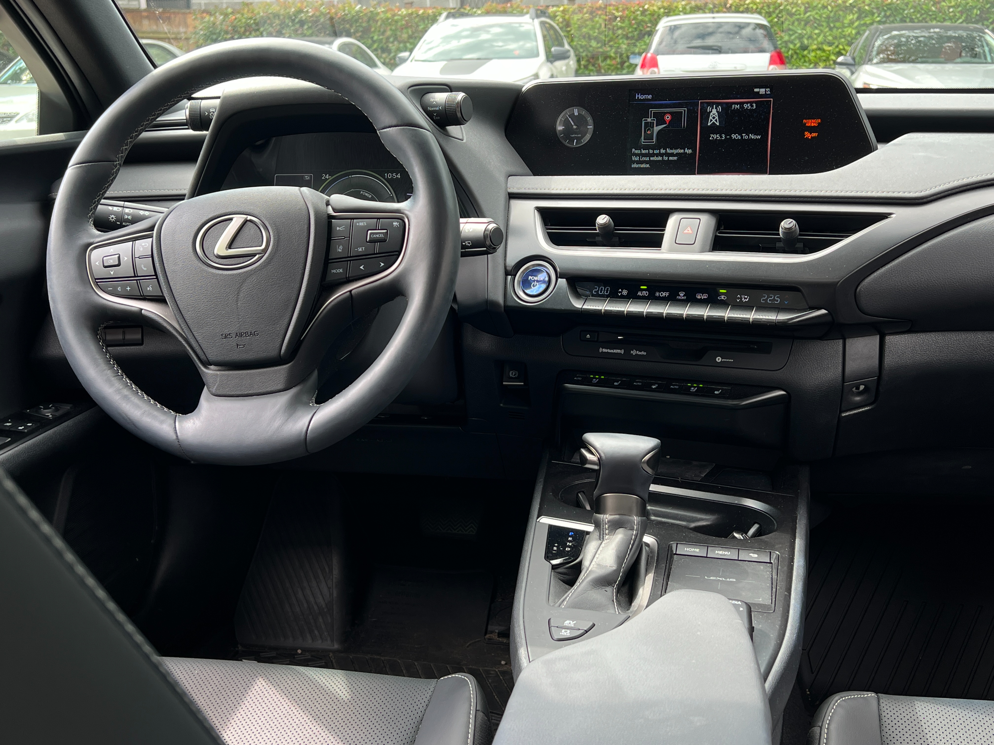2021 Lexus UX 250h | no accident - Image 11