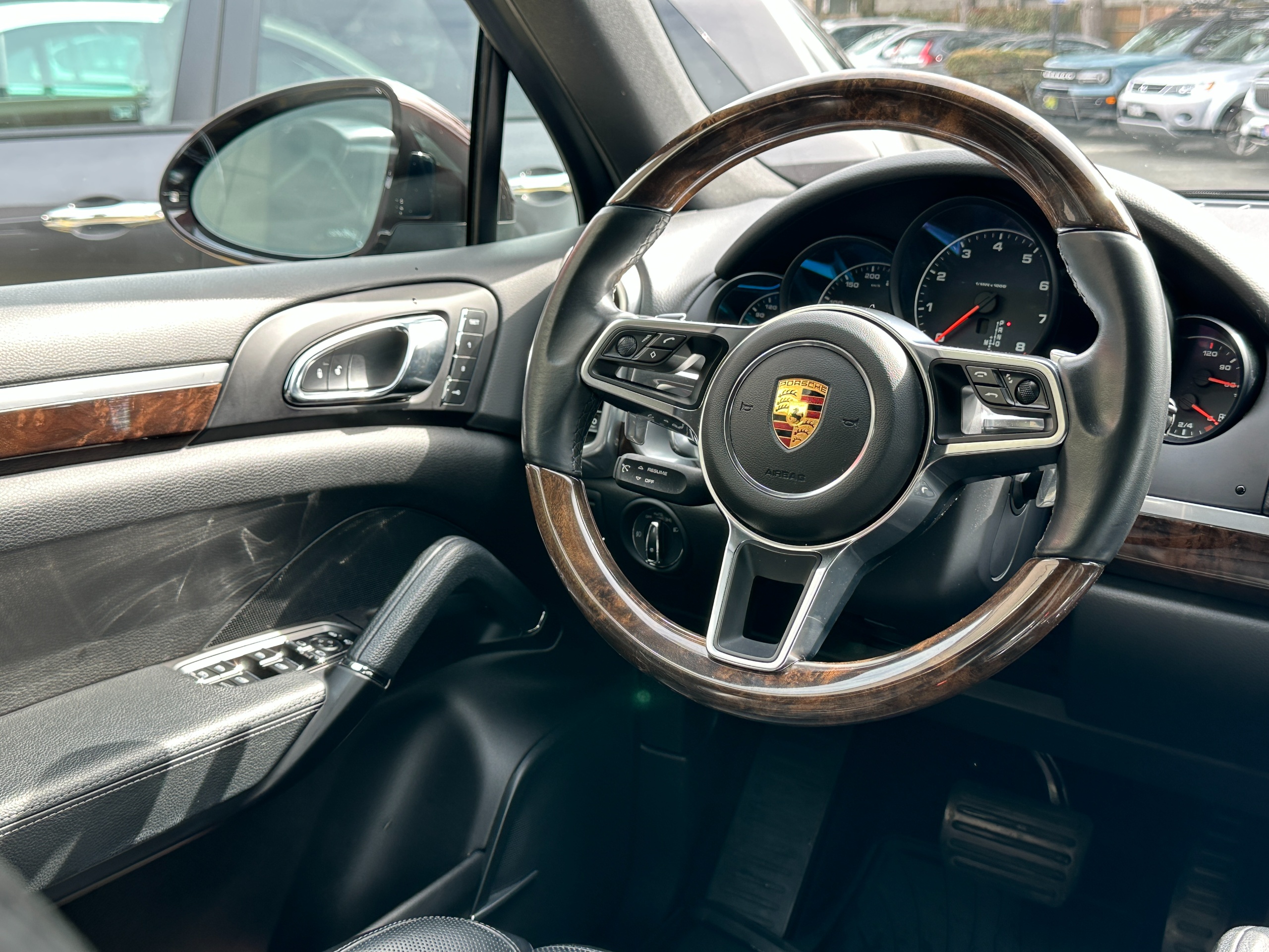 2016 Porsche Cayenne - Image 7
