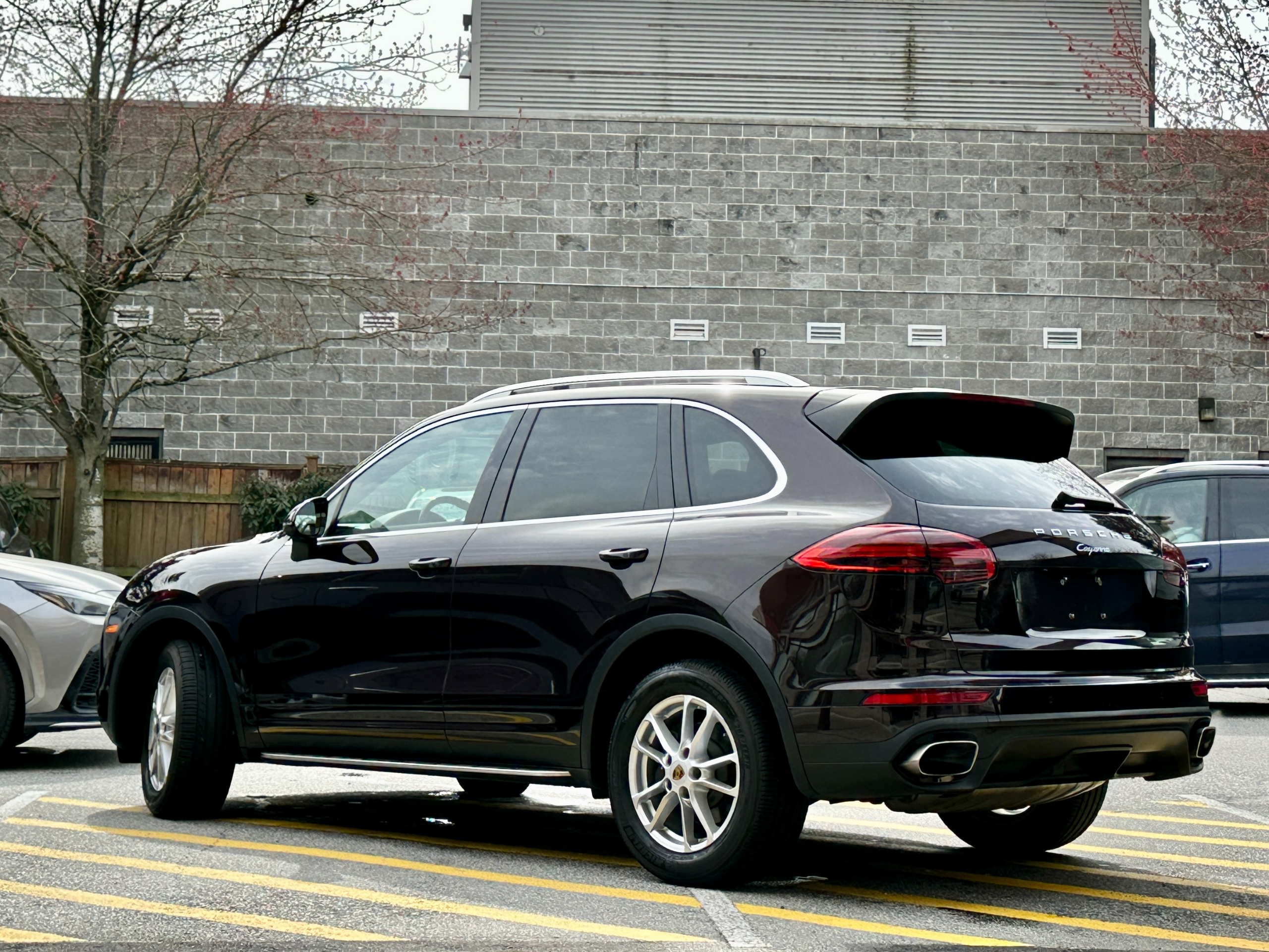 2016 Porsche Cayenne - Image 4