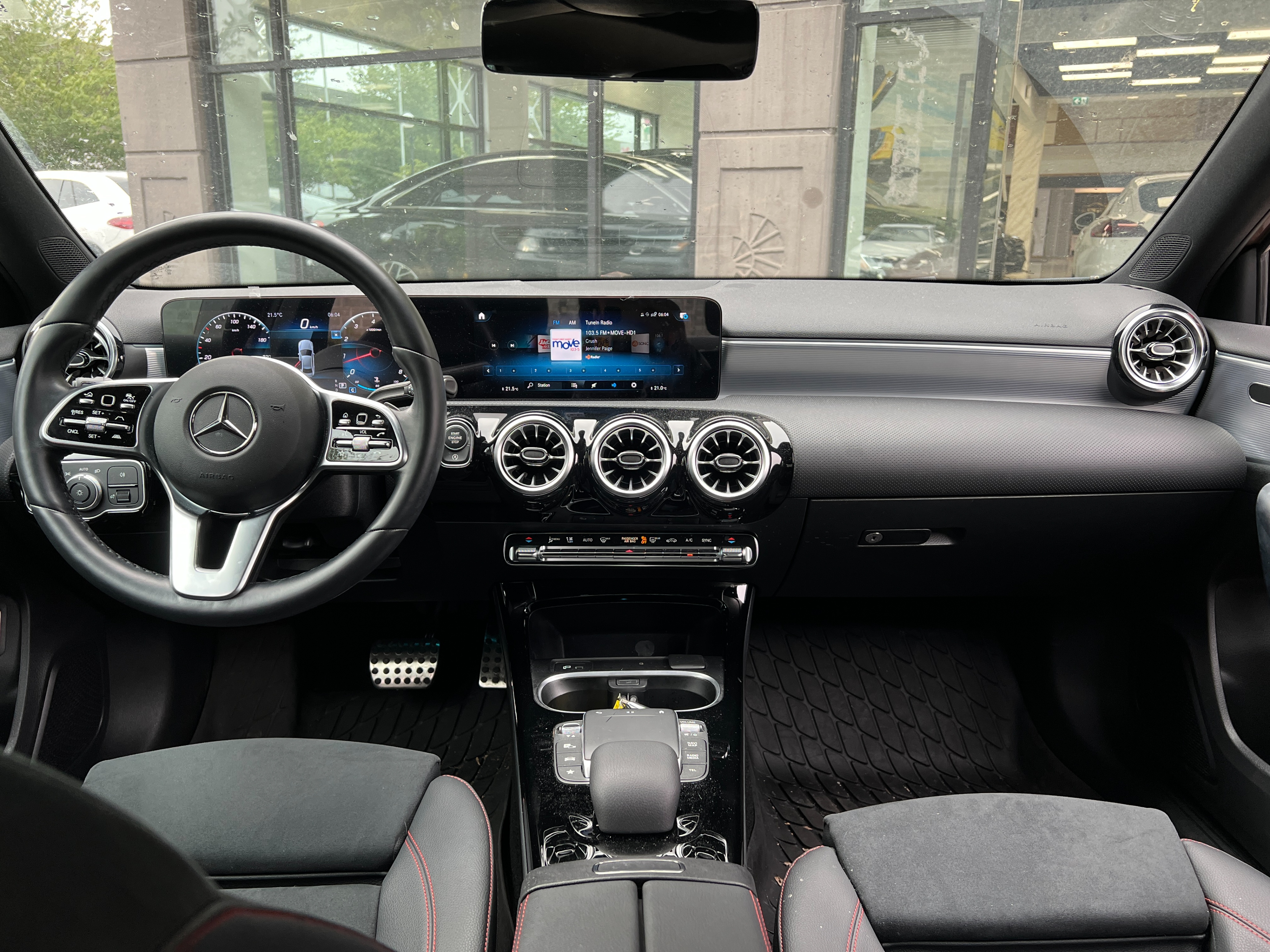 2022 Mercedes-Benz A220 4matic | one owner - Image 13