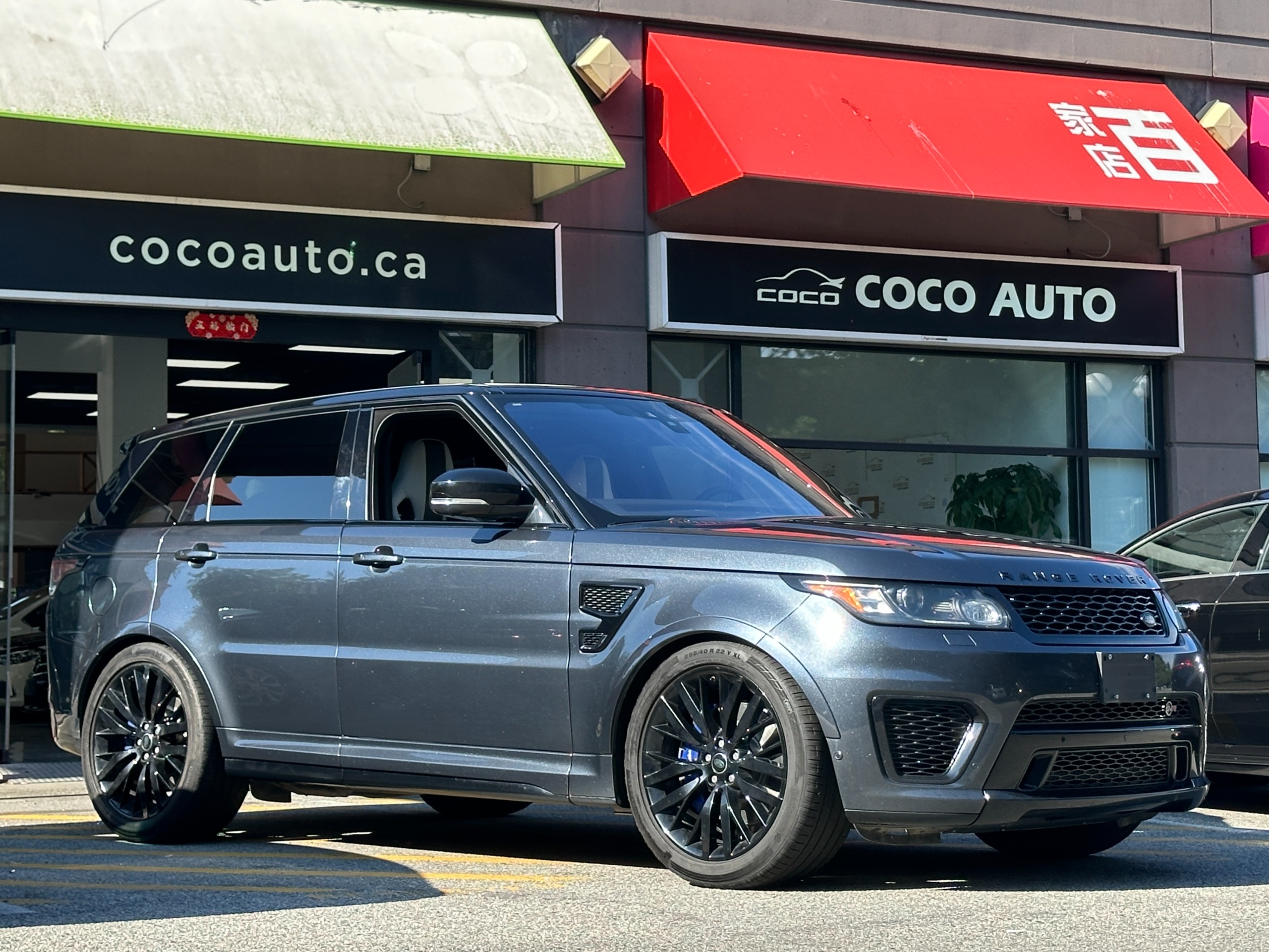 2017 Land Rover Range Rover - Image 4