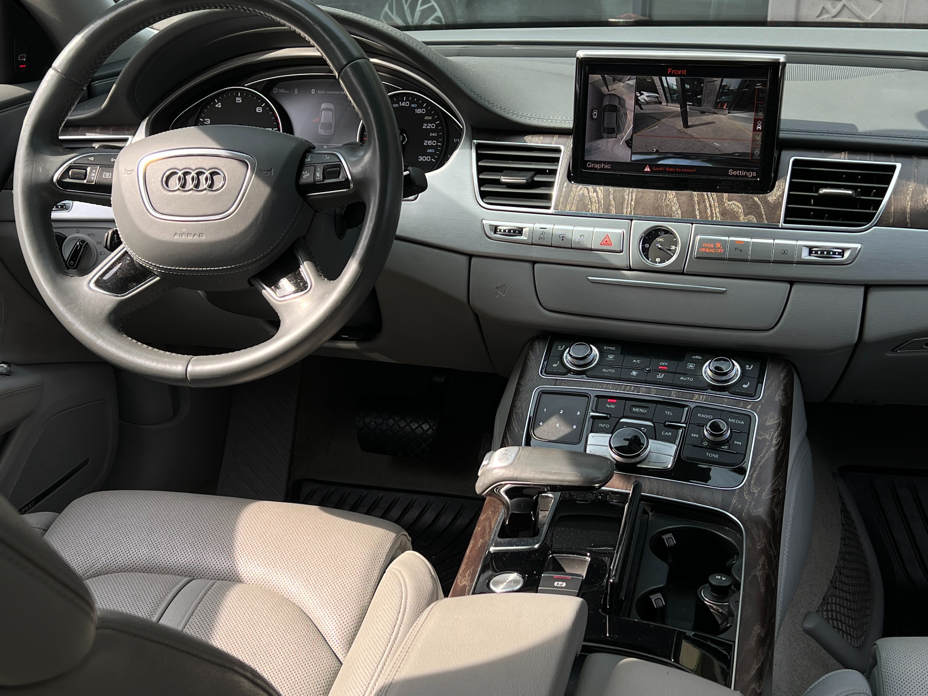 2015 Audi A8l quattro - Image 14