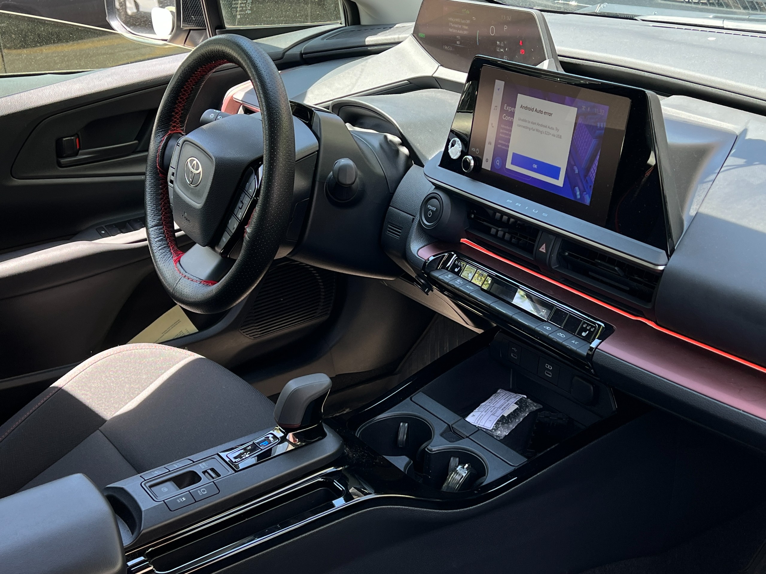 2024 Toyota PRIUS PRIME SE | No accident | BC Local - Image 10