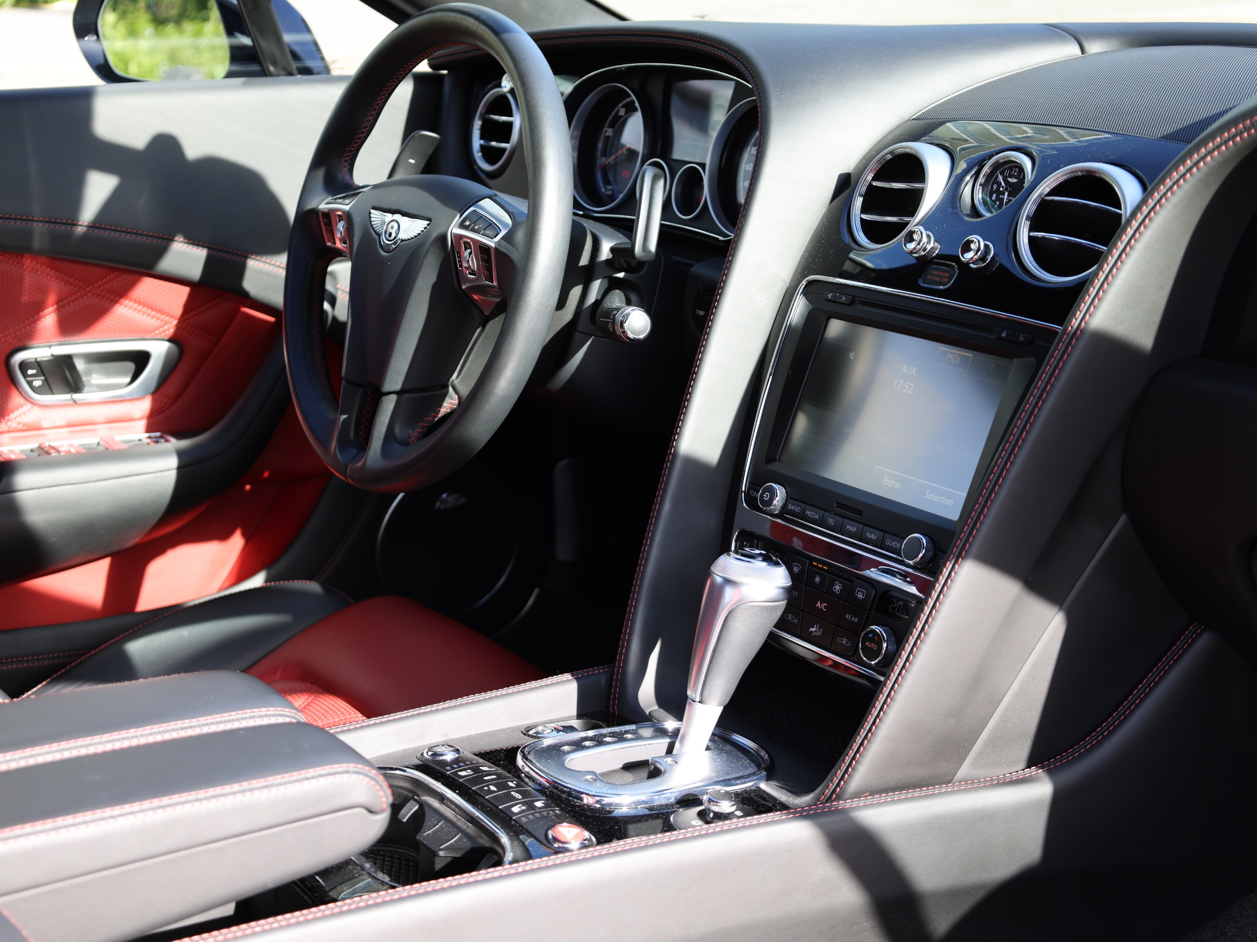 2015 Bentley CONTINENTAL GT V8S CONCOURS SERIES - Image 7