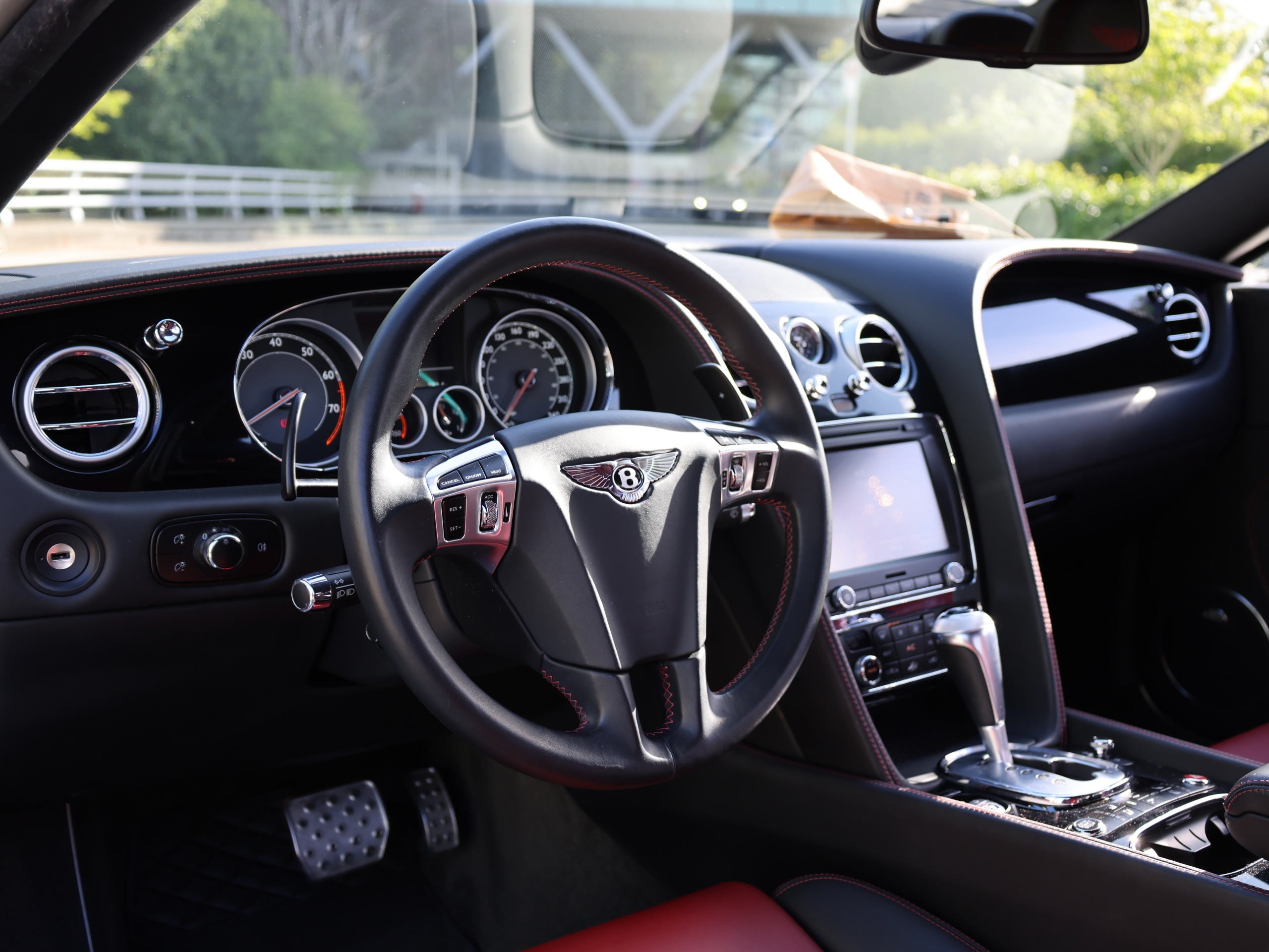 2015 Bentley CONTINENTAL GT V8S CONCOURS SERIES - Image 9