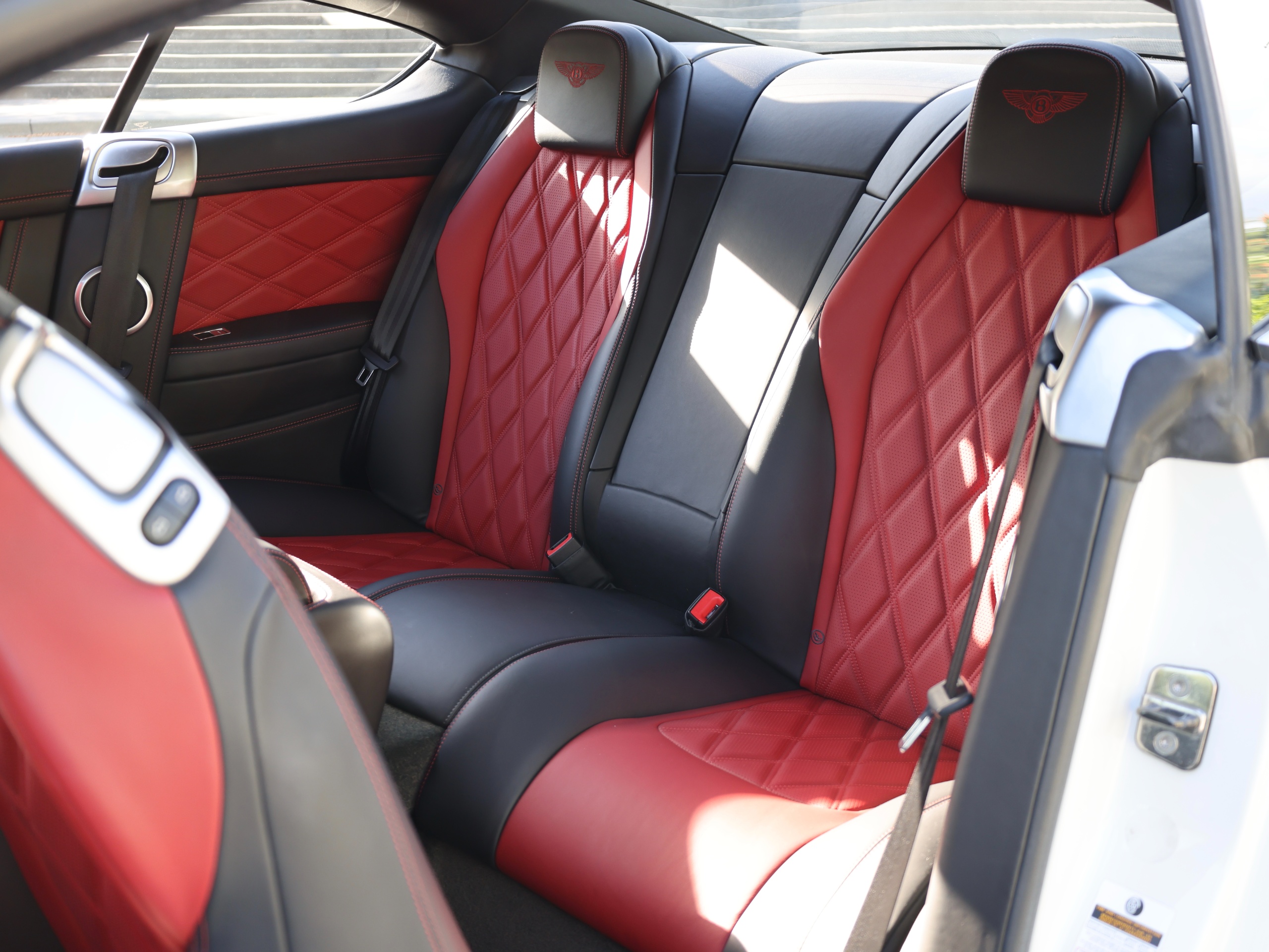 2015 Bentley CONTINENTAL GT V8S CONCOURS SERIES - Image 16