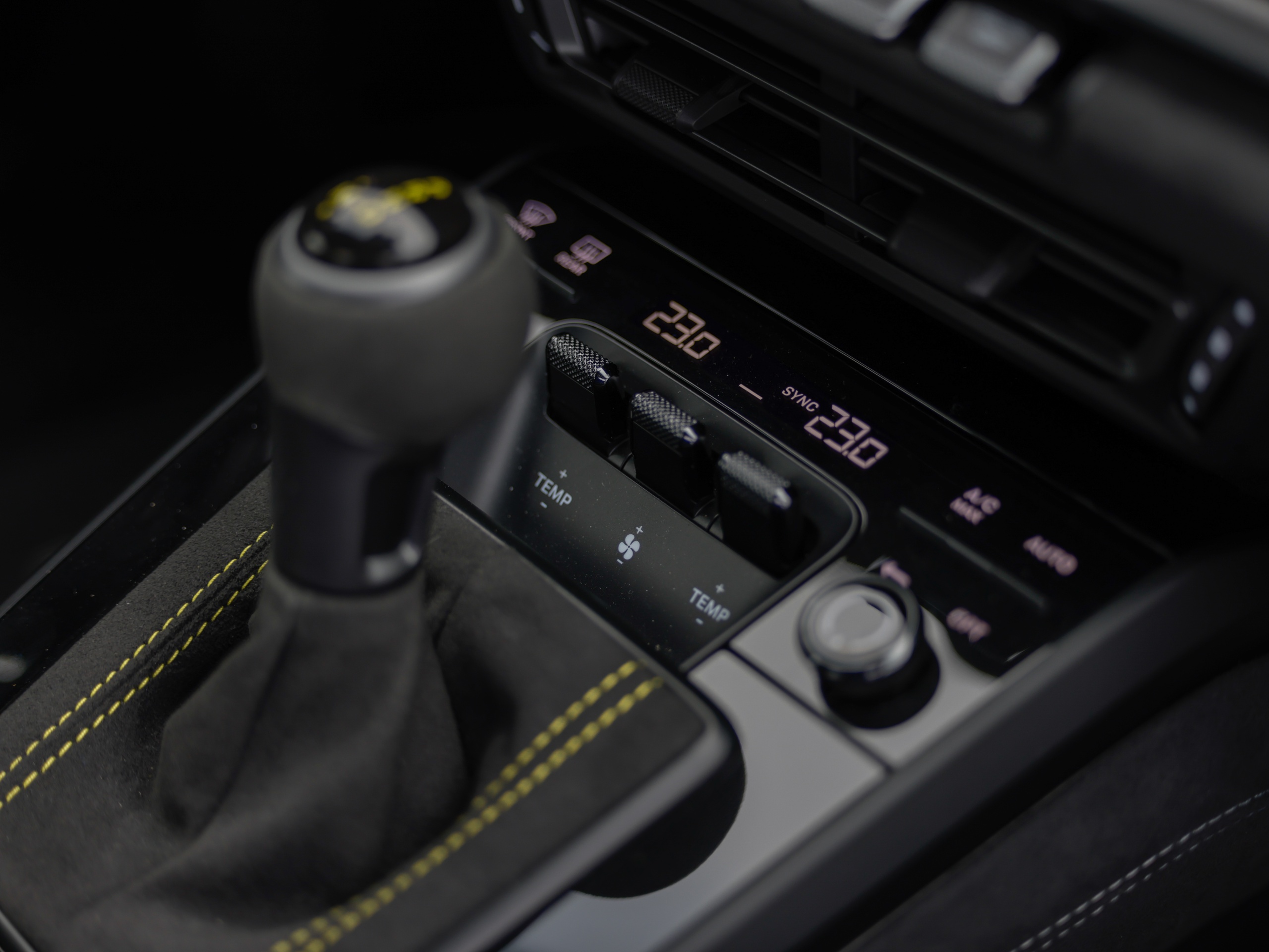 2023 Porsche 992.1 GT3 RS - Image 18