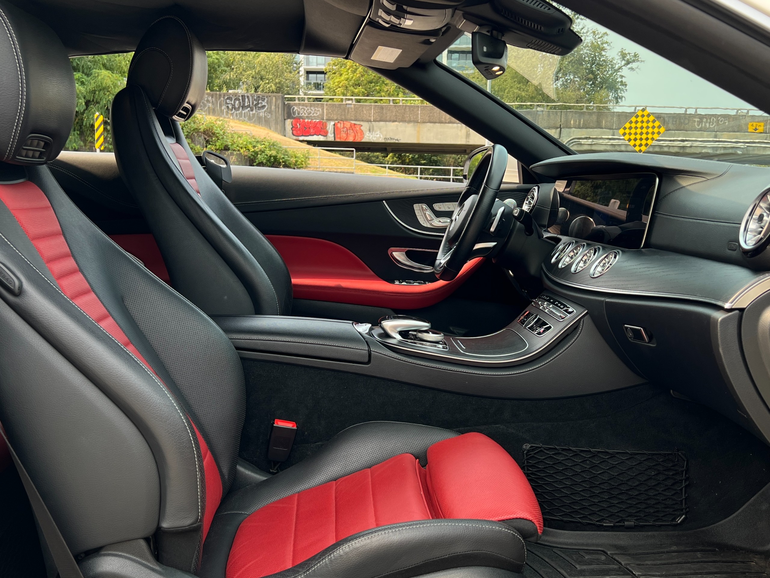 2018 Mercedes-Benz E400 convertible 4matic | Normal title | AMG package - Image 17