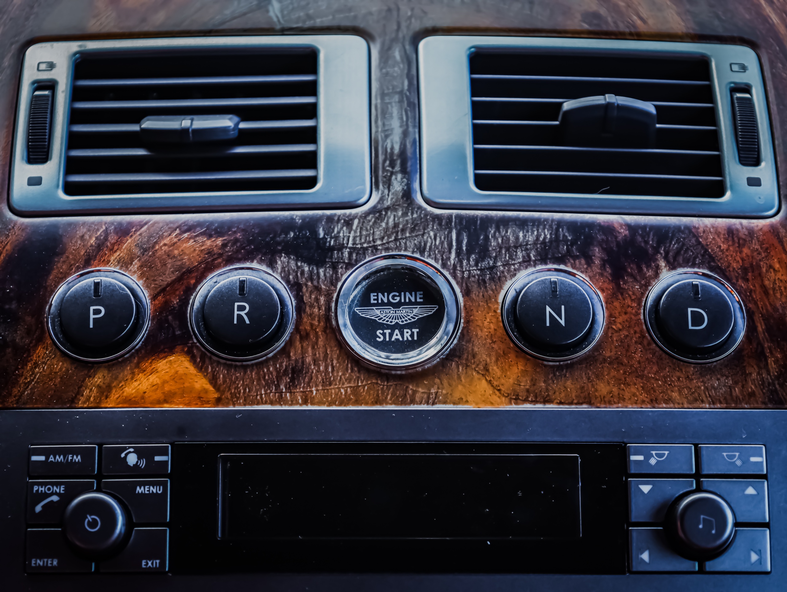 2005 Aston Martin DB9 - Image 12