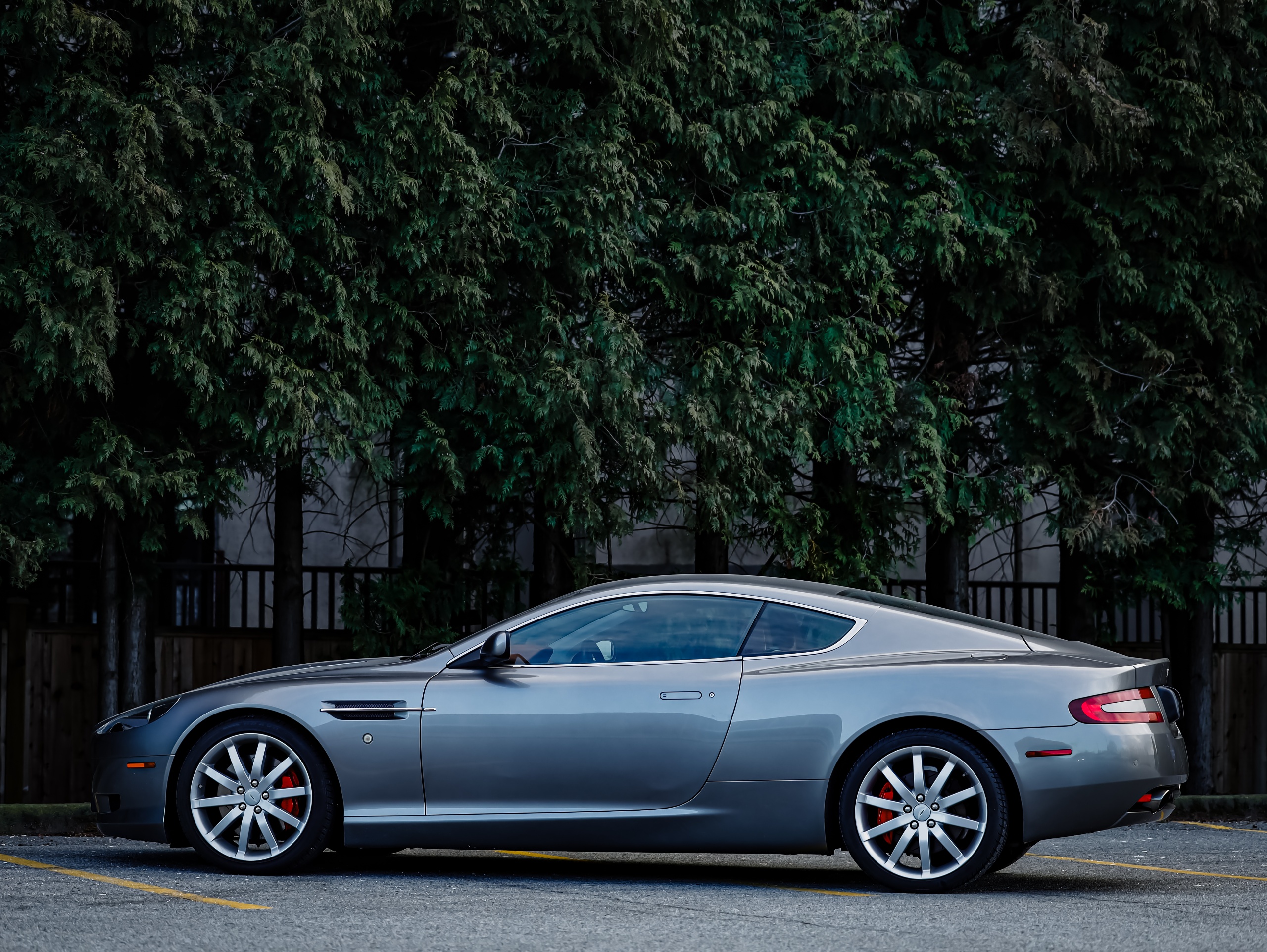 2005 Aston Martin DB9 - Image 6