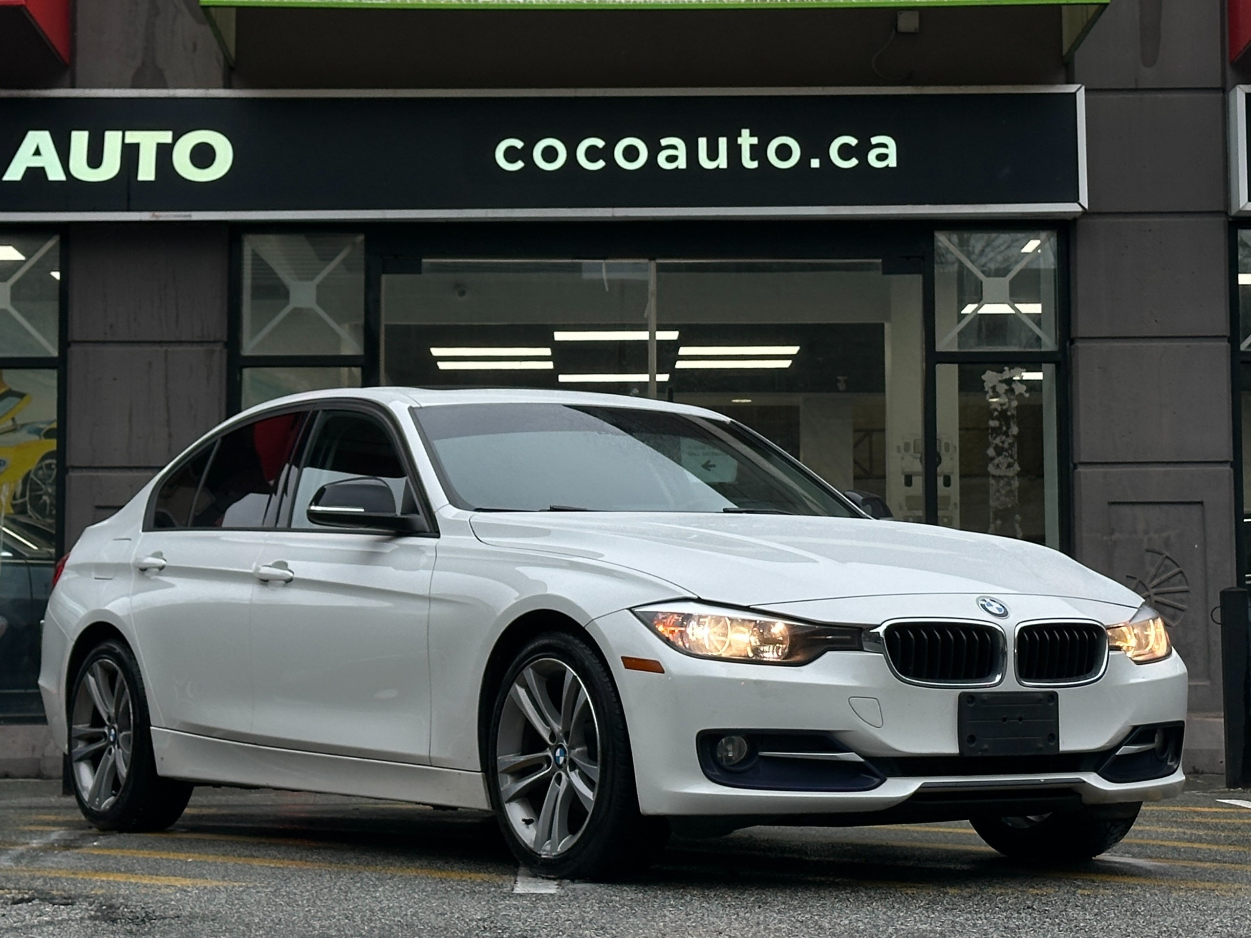 2015 BMW 320I - Image 1
