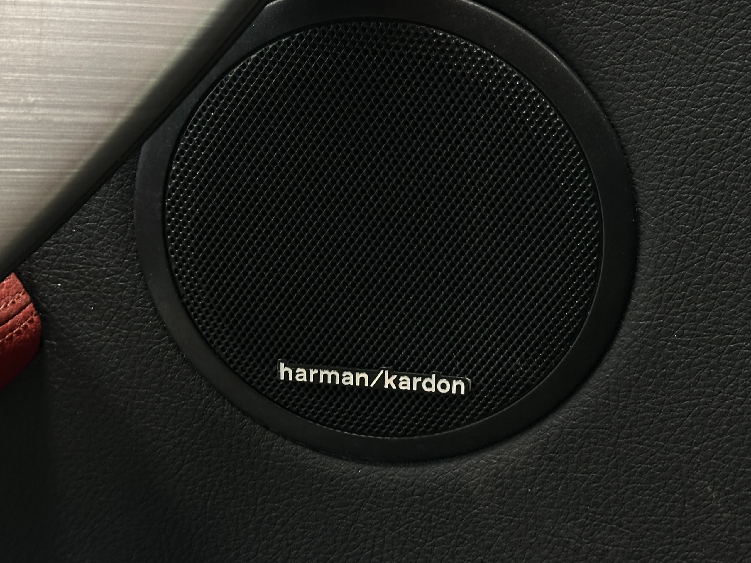 2015 BMW 320I - Image 9