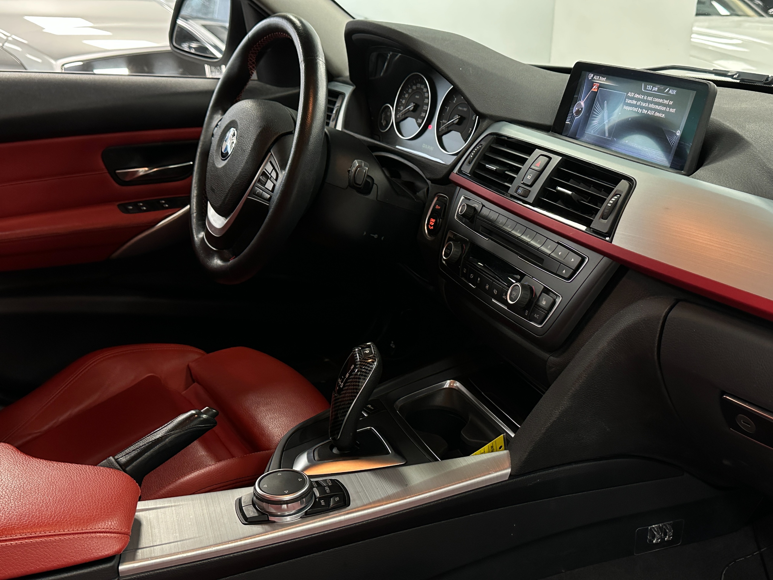 2015 BMW 320I - Image 13