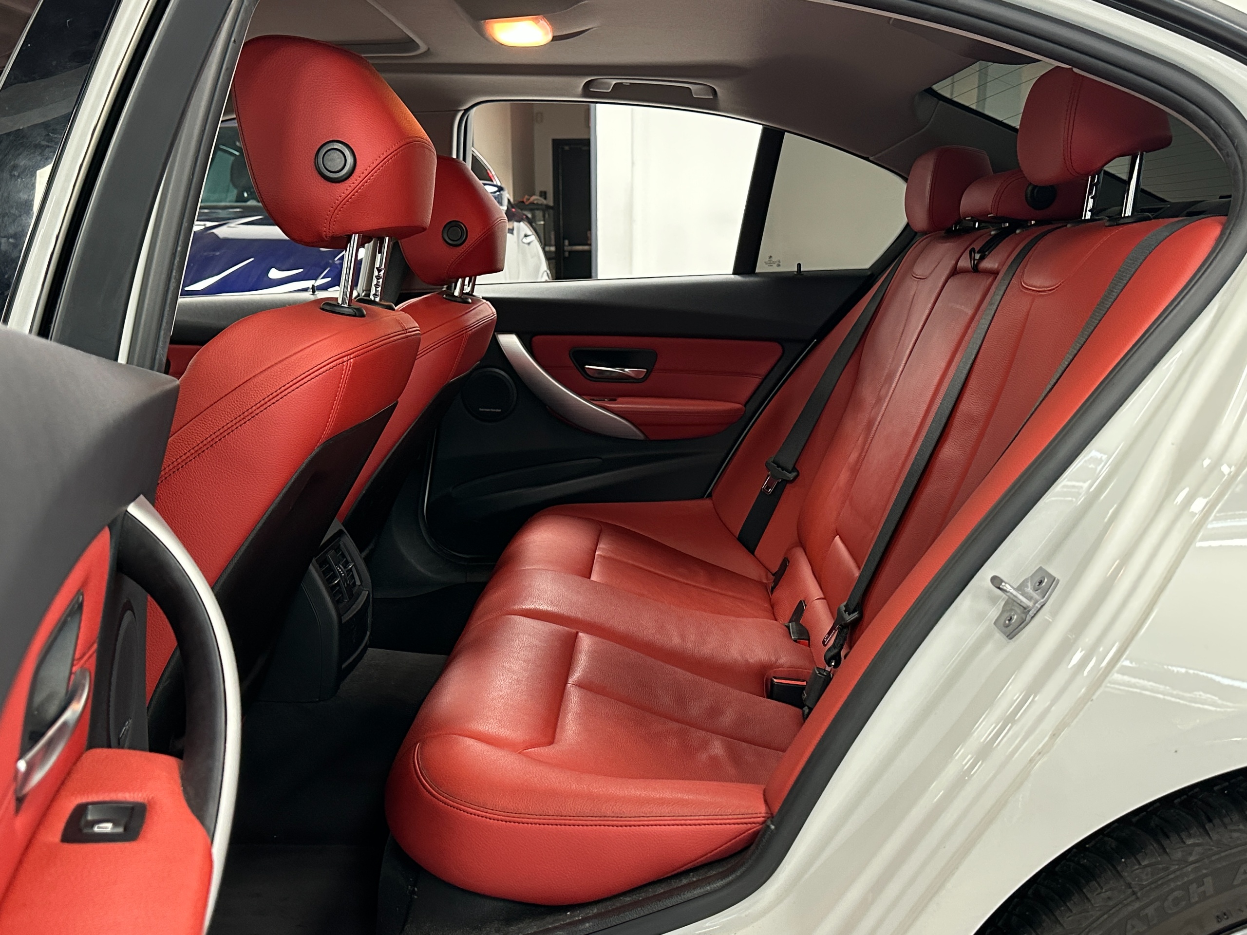 2015 BMW 320I - Image 17