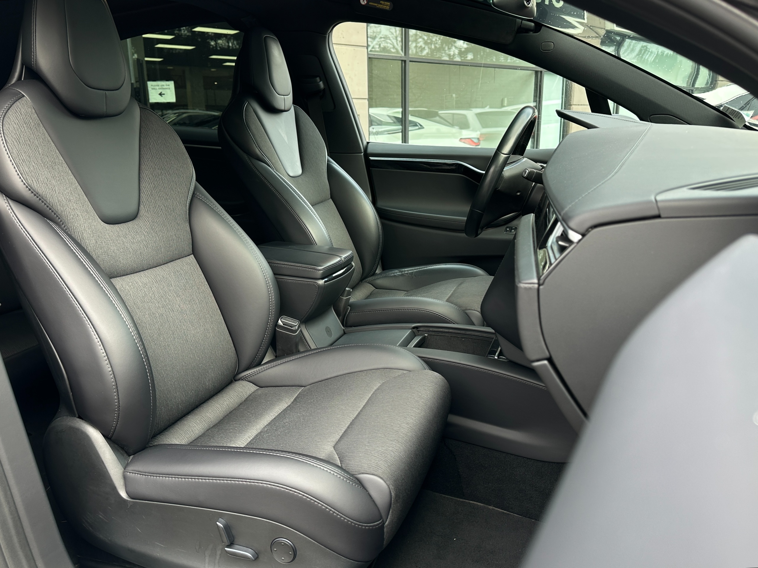 2018 Tesla Model x - Image 9