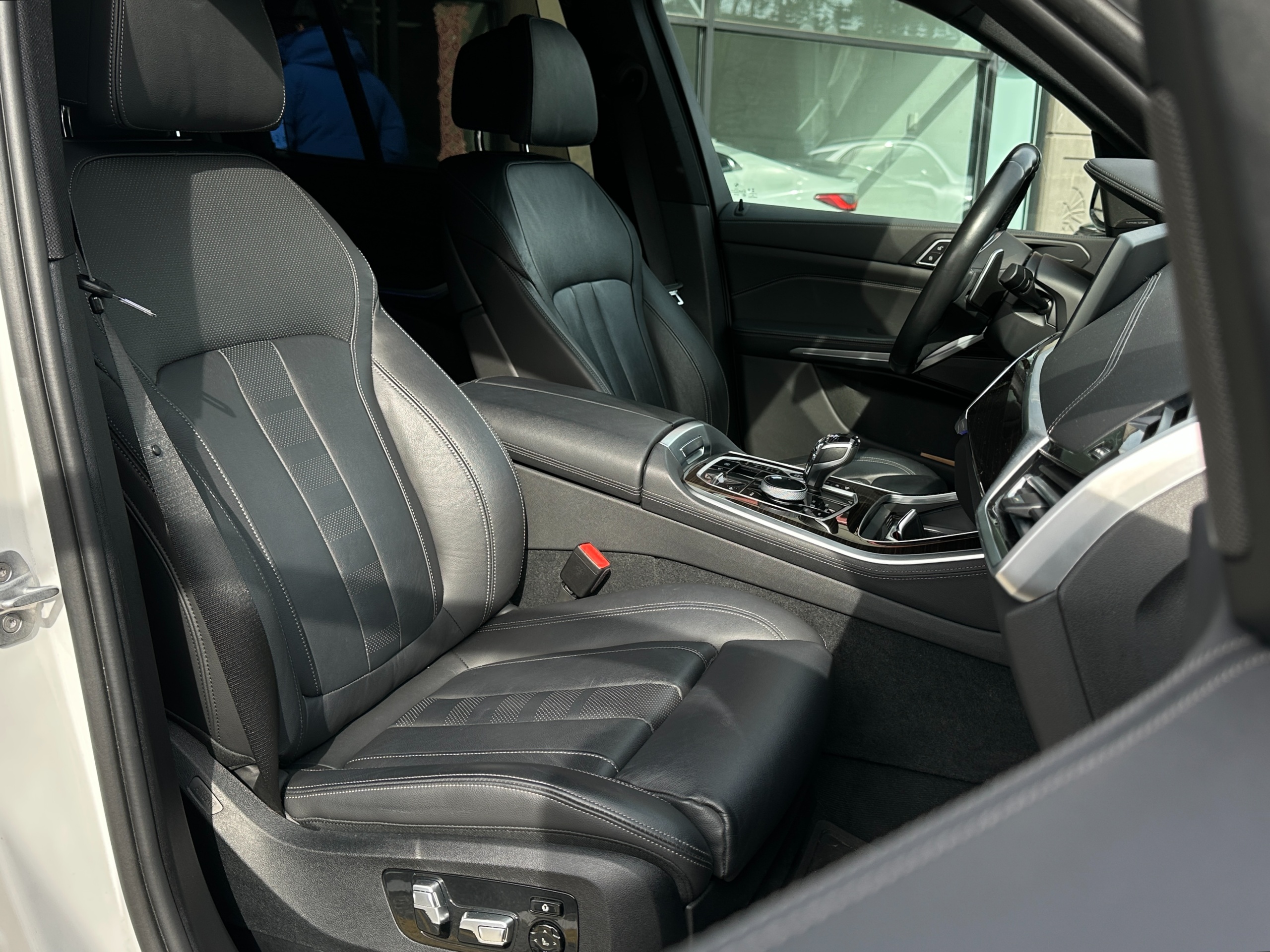 2020 BMW X5 - Image 12