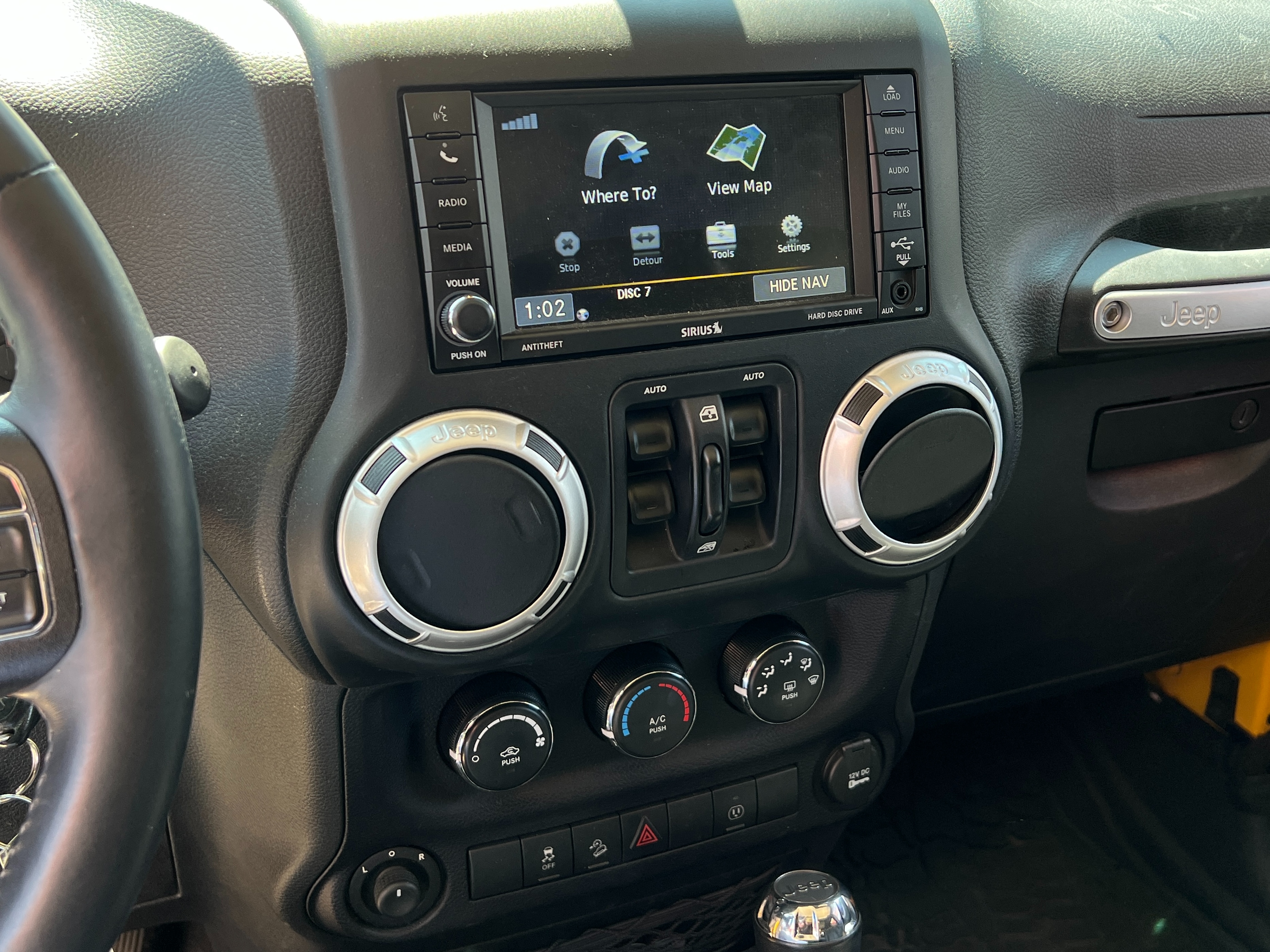 2015 Jeep Wrangler - Image 8