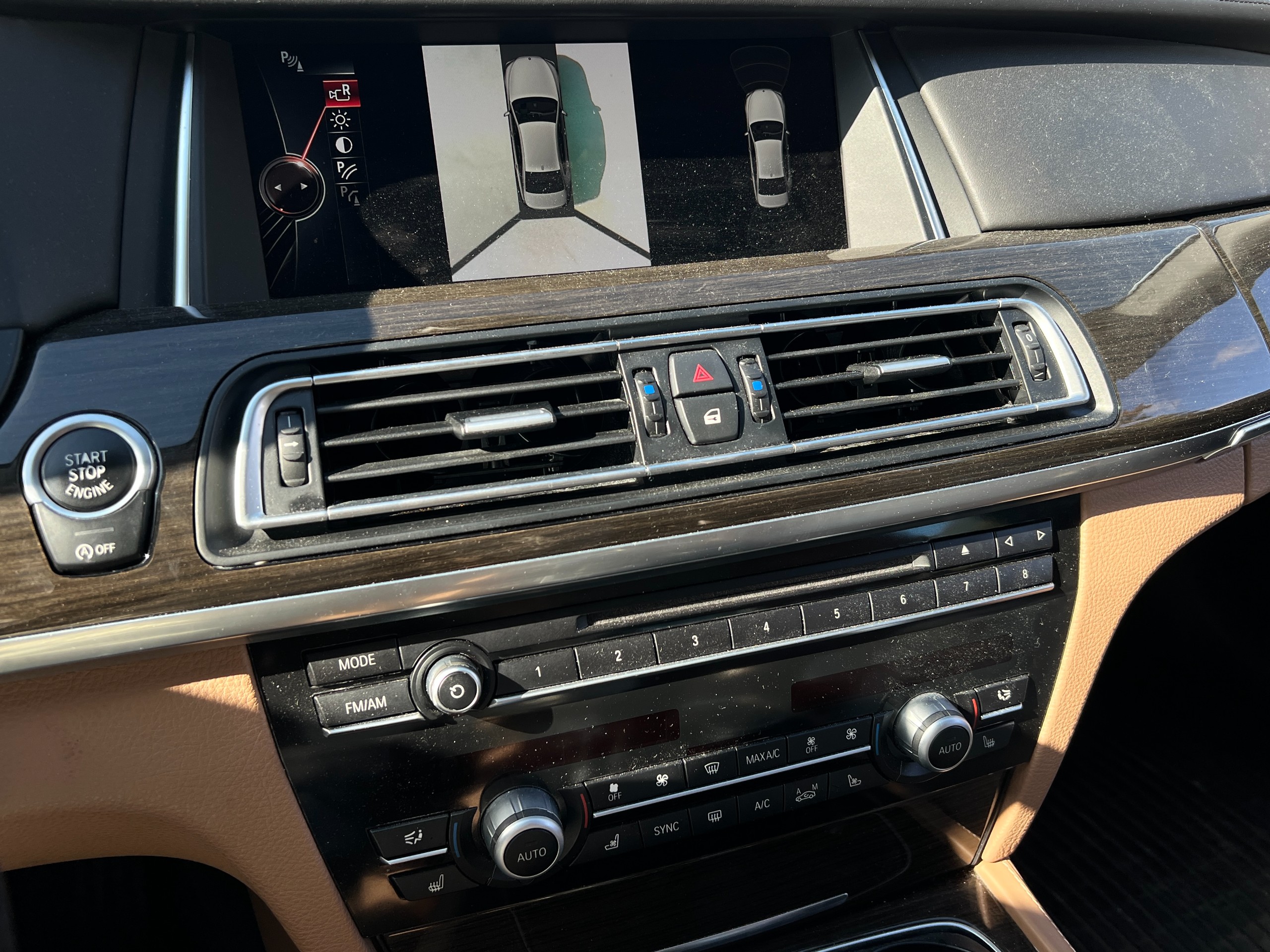 2014 BMW 740Li | BC Local - Image 15