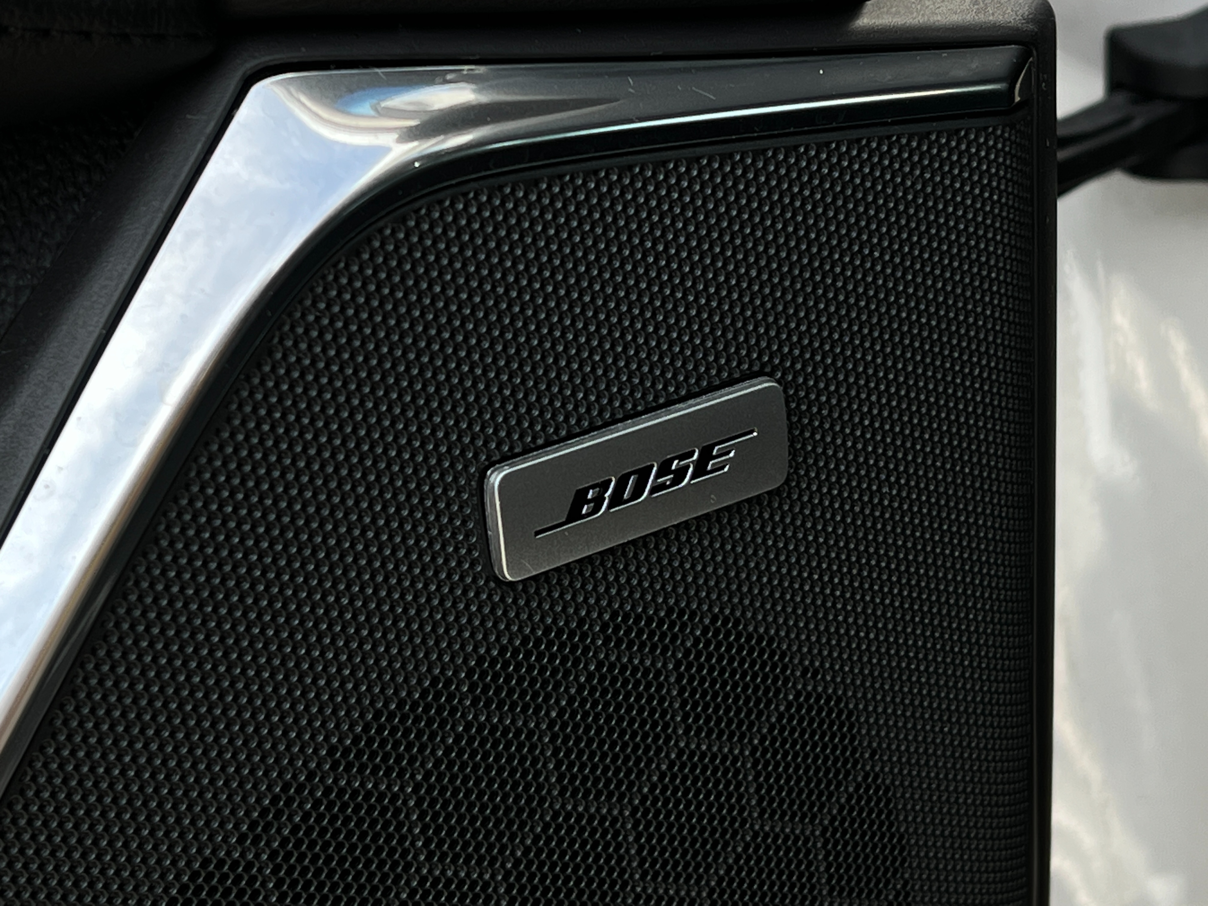 2016 Cadillac escalade esv premium lwb | No accident | one owner | low km - Image 16