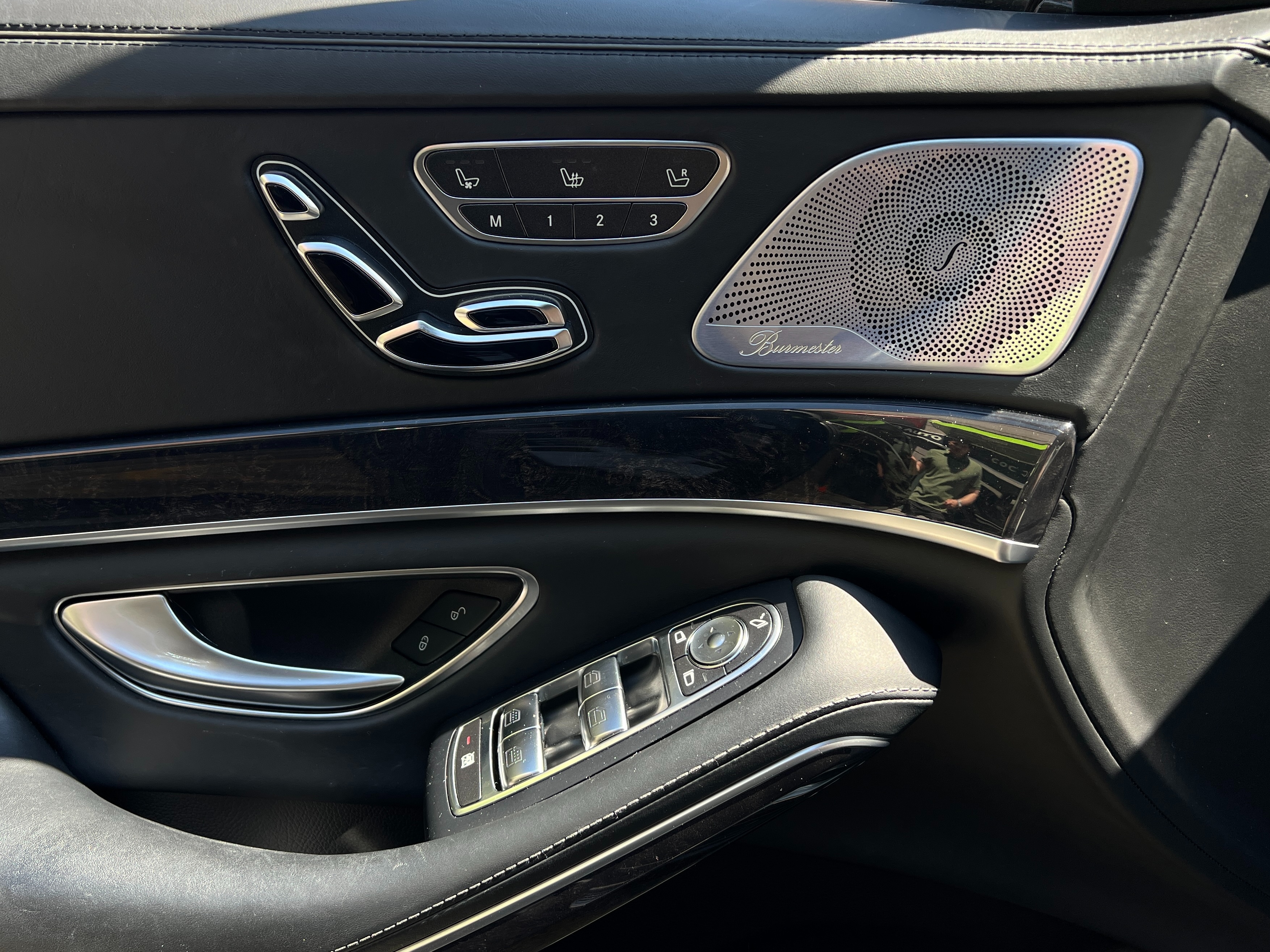 2020 Mercedes-Benz S560 - Image 9