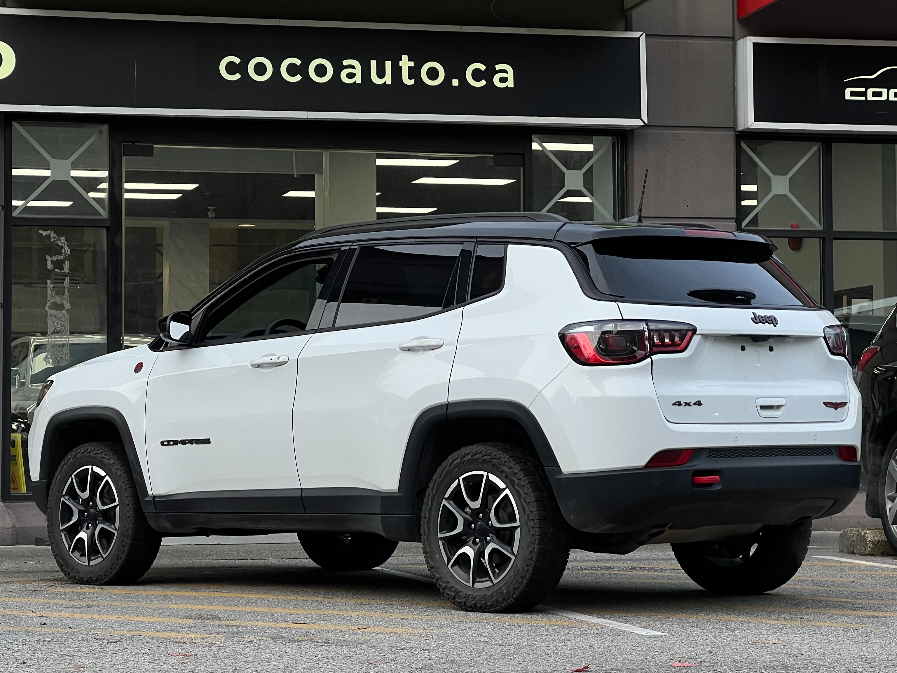 2024 Jeep Compass - Image 7