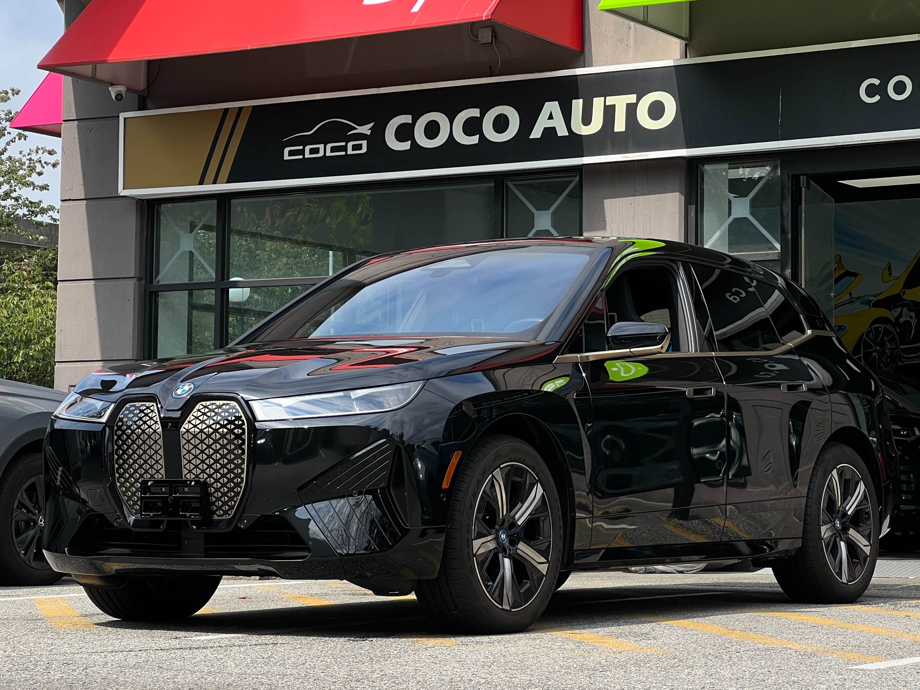 2024 BMW IX xdrive50 - Image 4