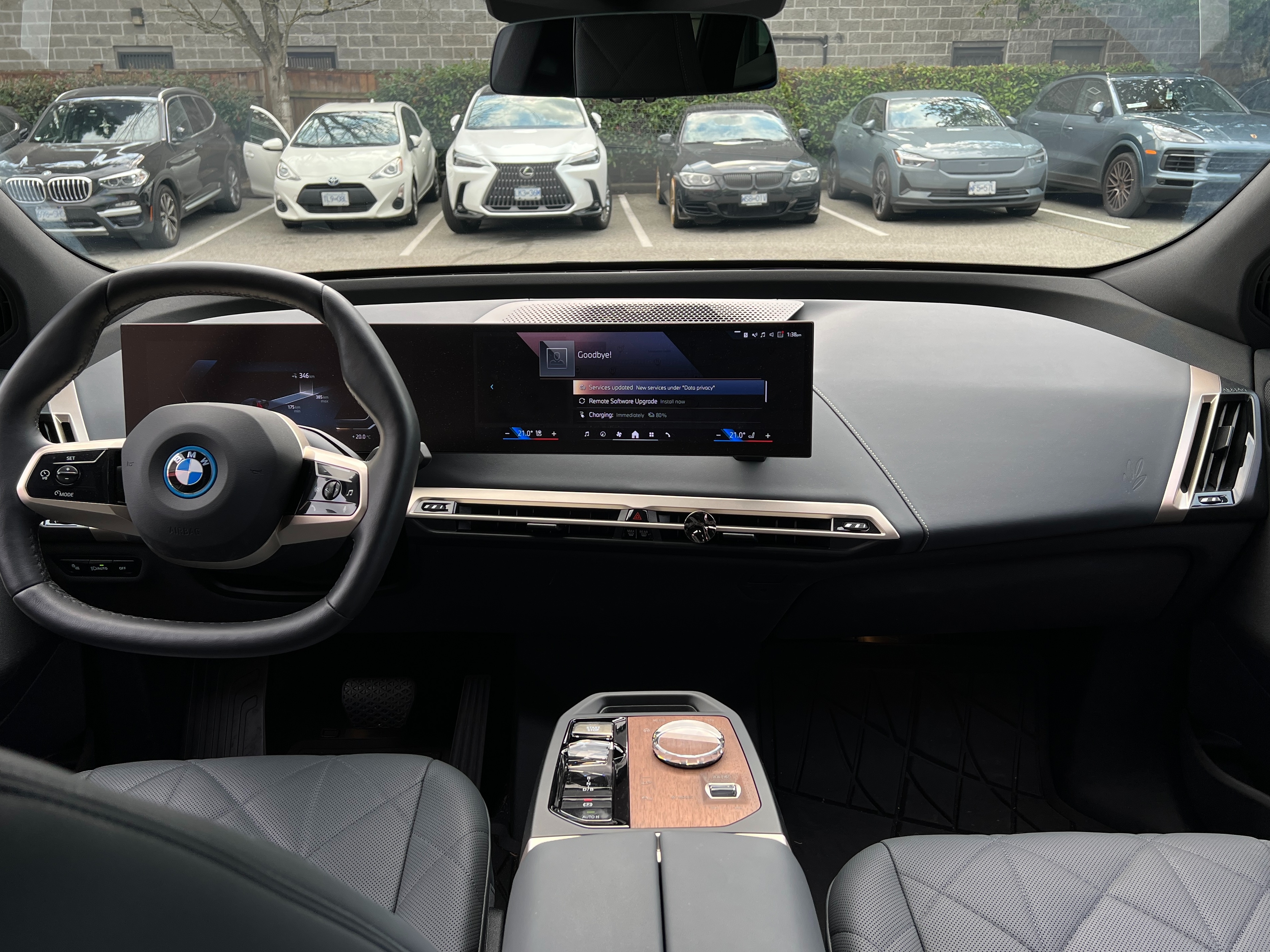 2024 BMW IX xdrive50 - Image 11