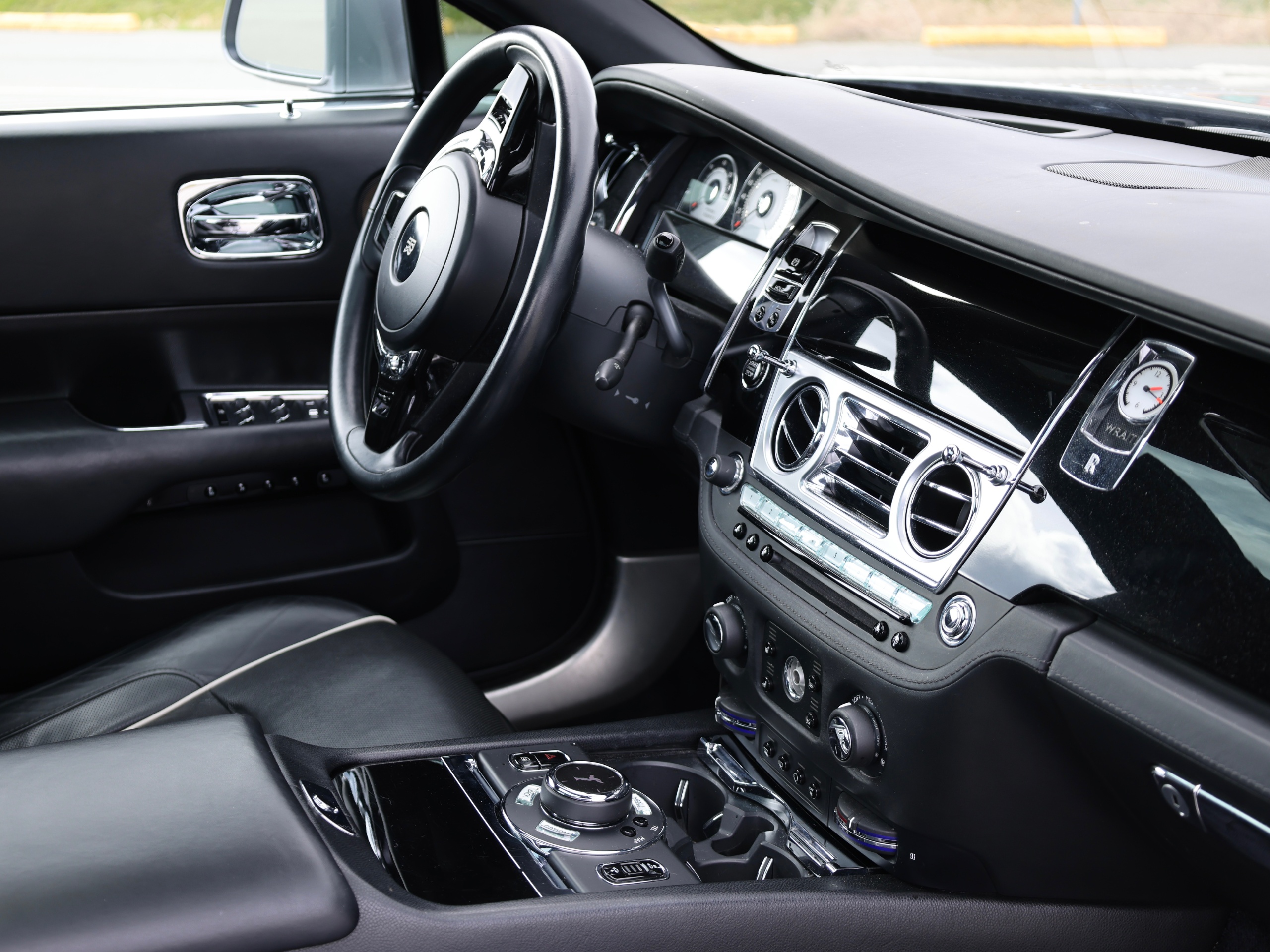 2014 Rolls-Royce Wraith - Image 17