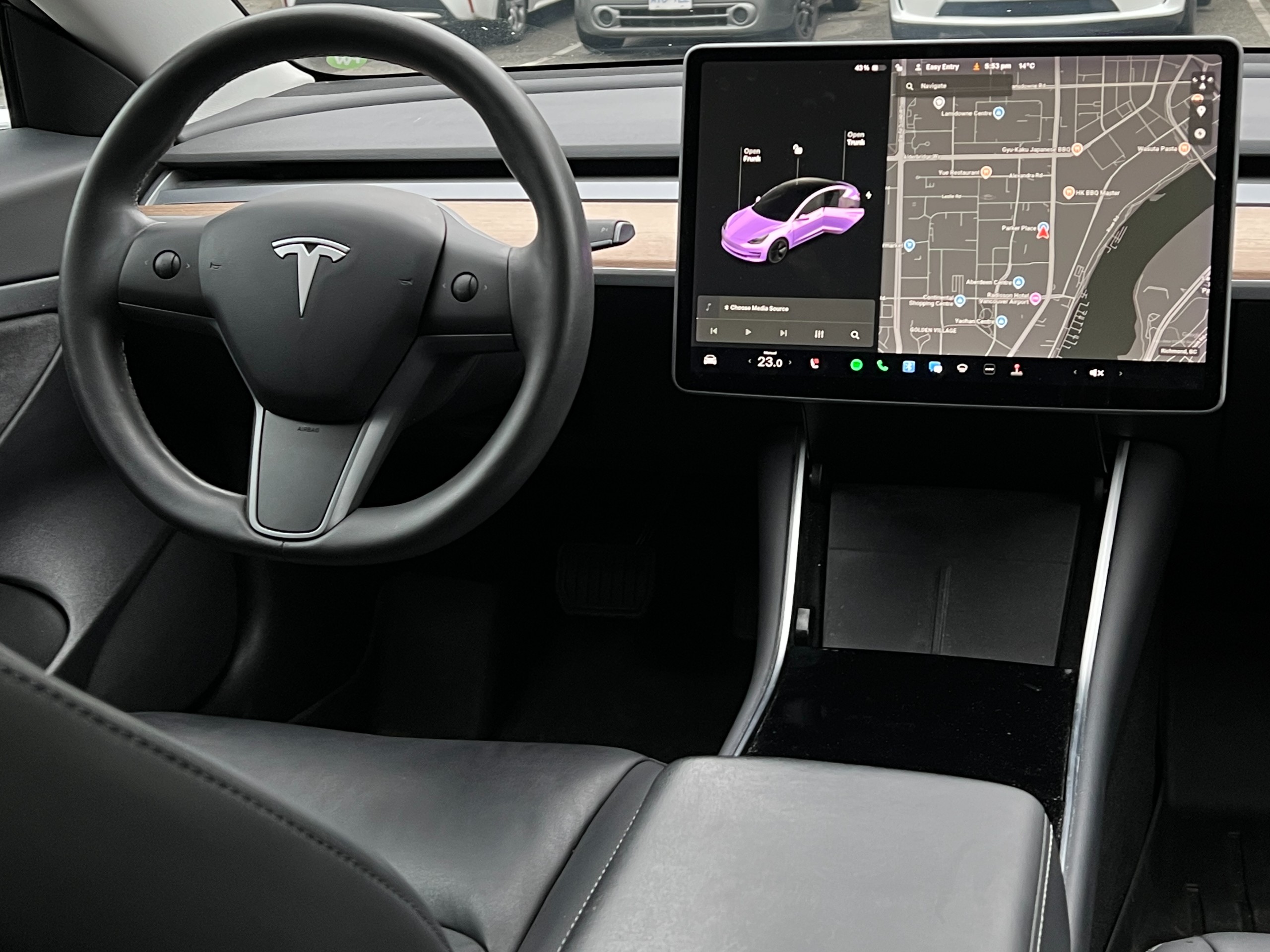 2020 Tesla model 3 sr+ |clean title |BC Local - Image 10