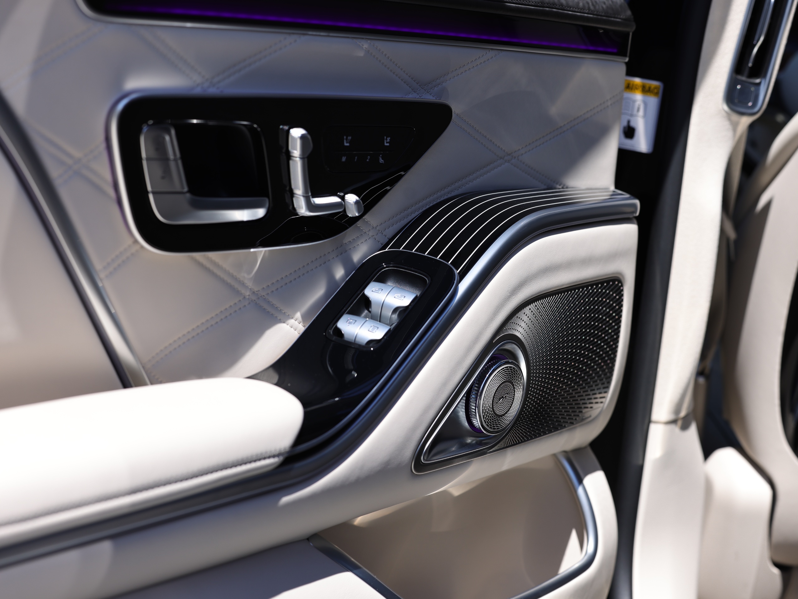 2022 Mercedes-Benz S580 - Image 15