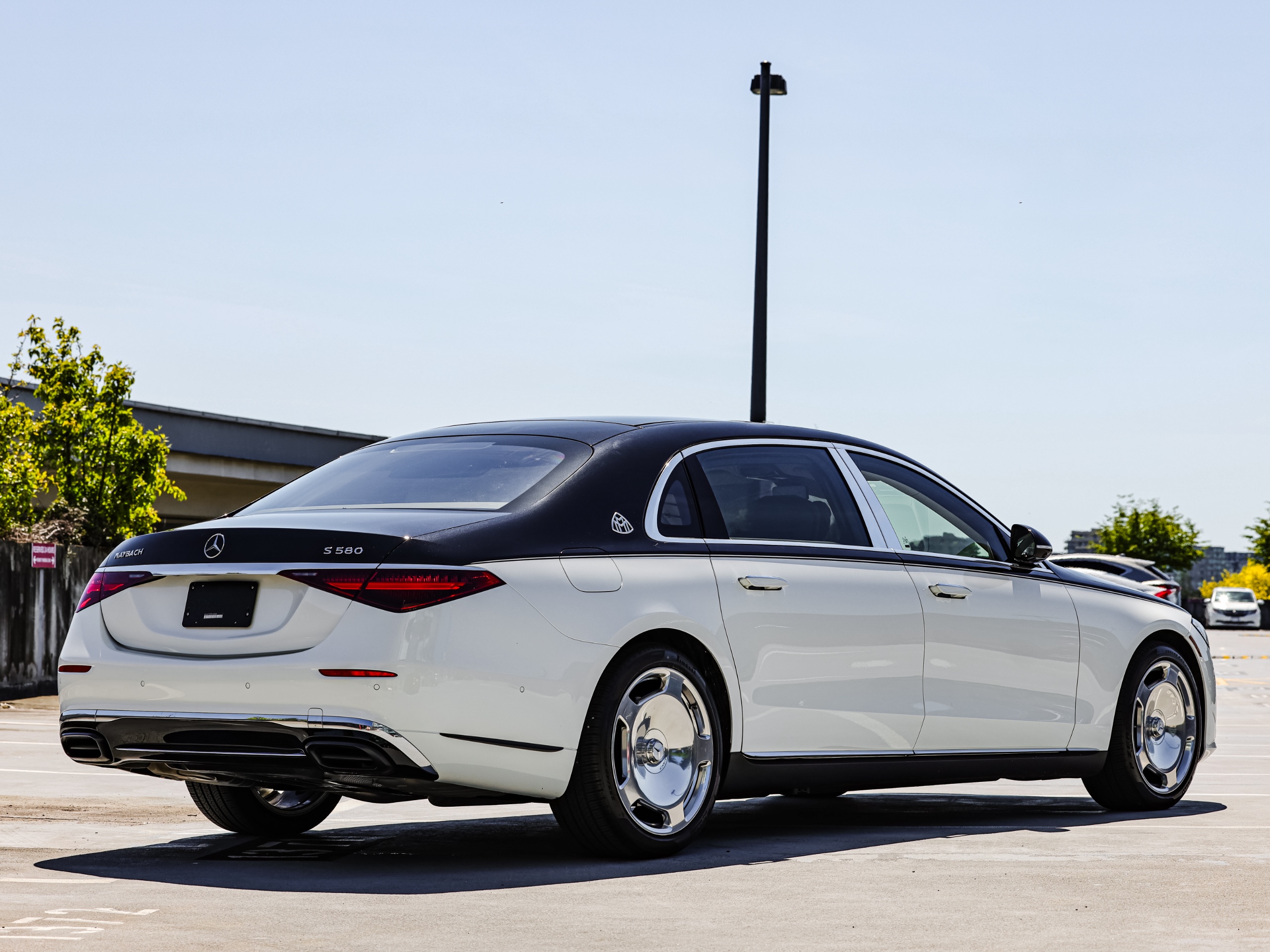 2022 Mercedes-Benz S580 - Image 6