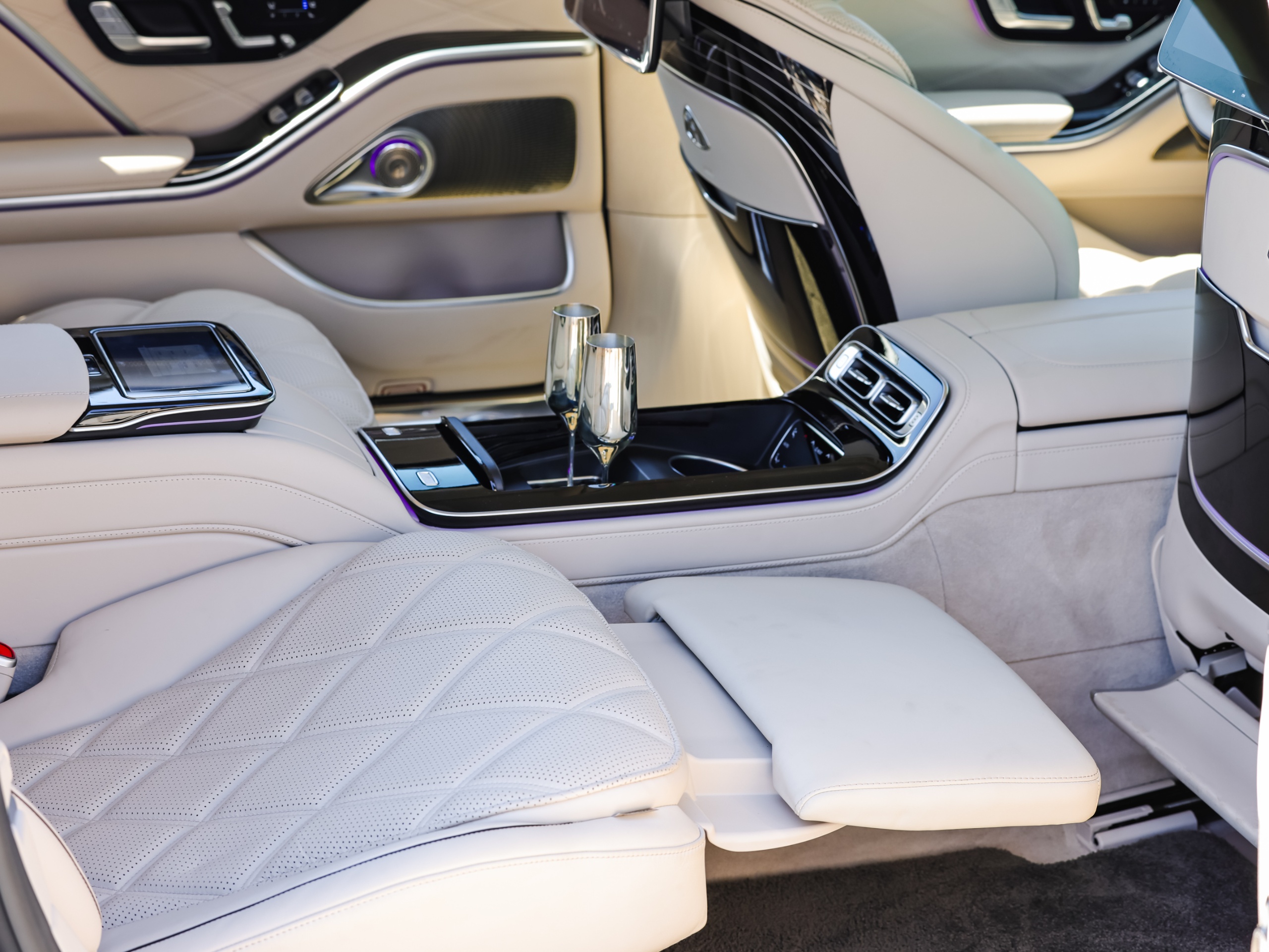 2022 Mercedes-Benz S580 - Image 21