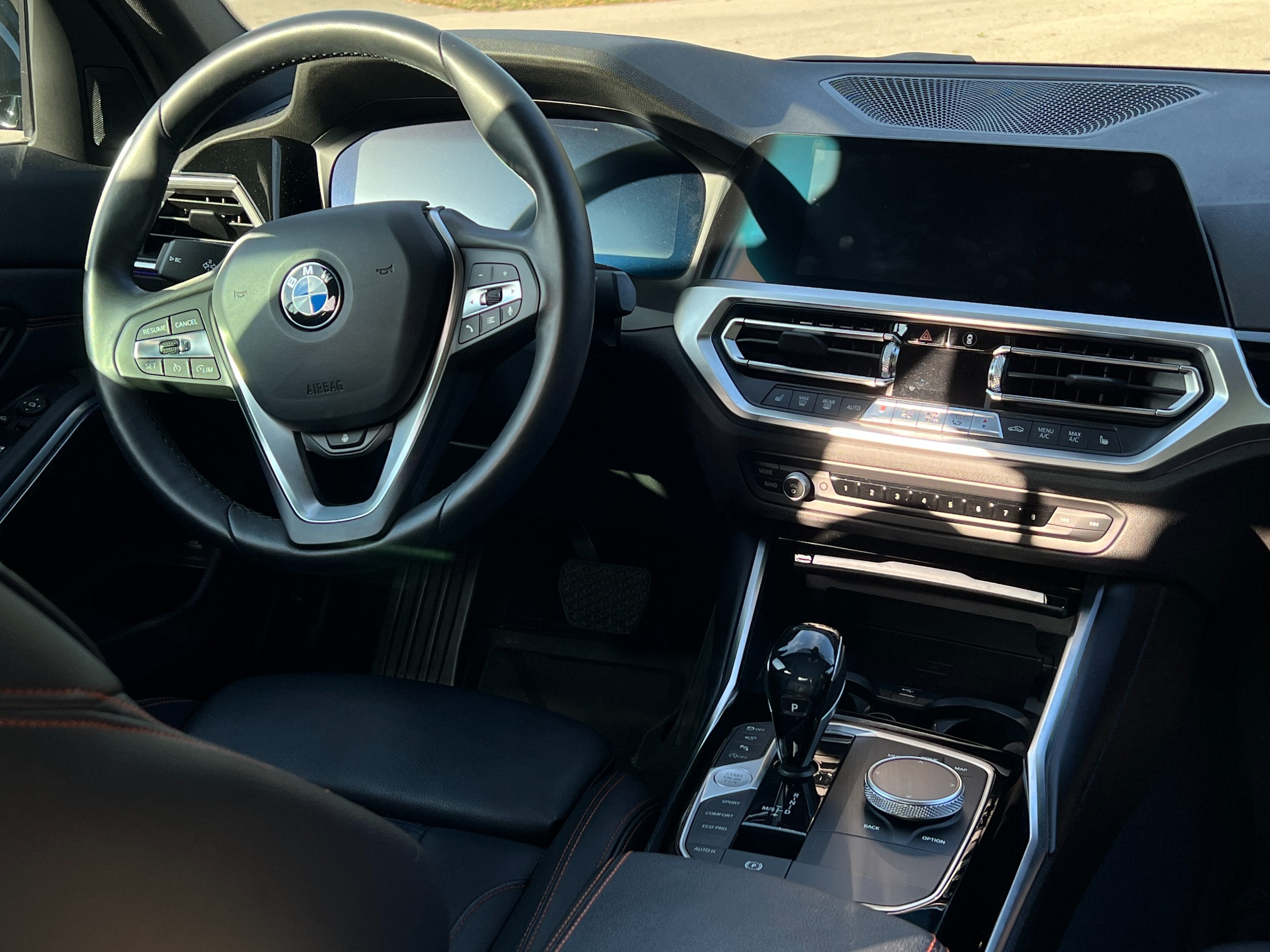 2020 BMW 330i xdrive | BC Local - Image 12