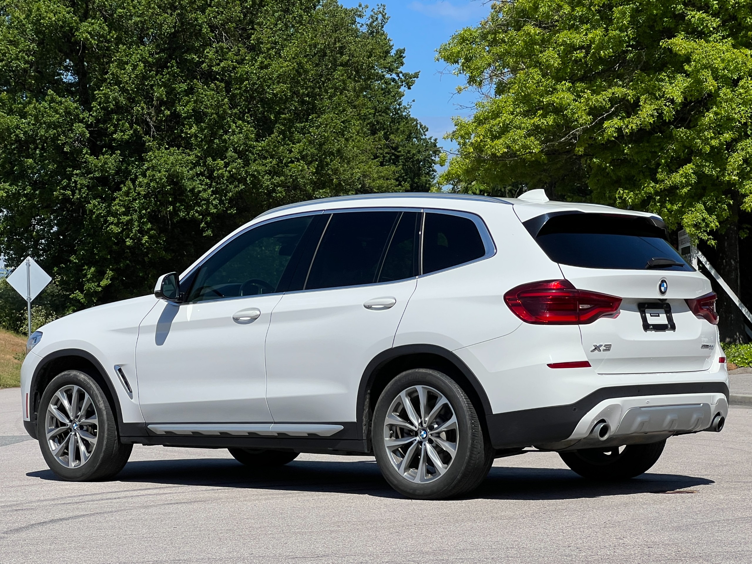 2019 BMW X3 | BC Local - Image 7