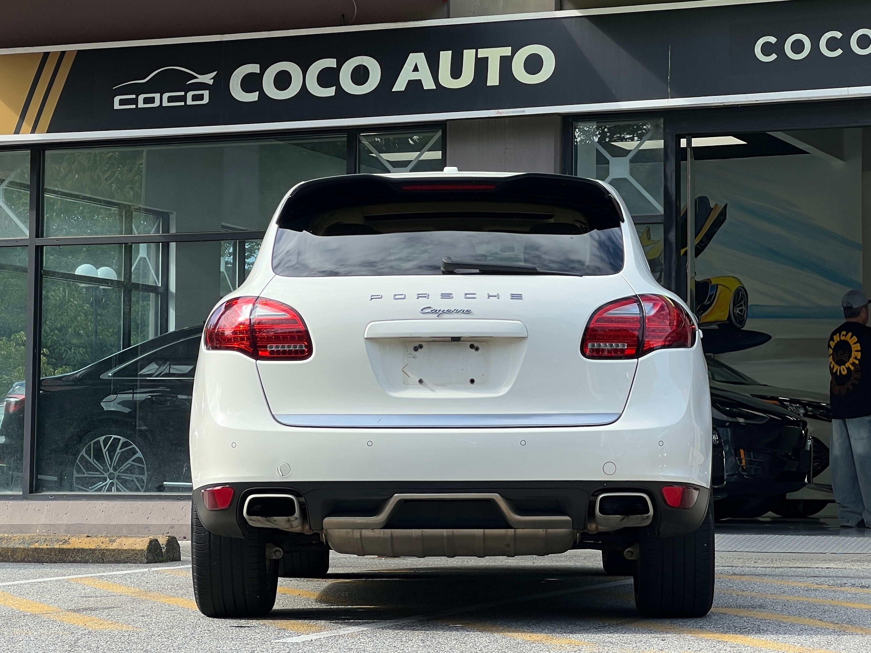 2011 Porsche Cayenne - Image 7