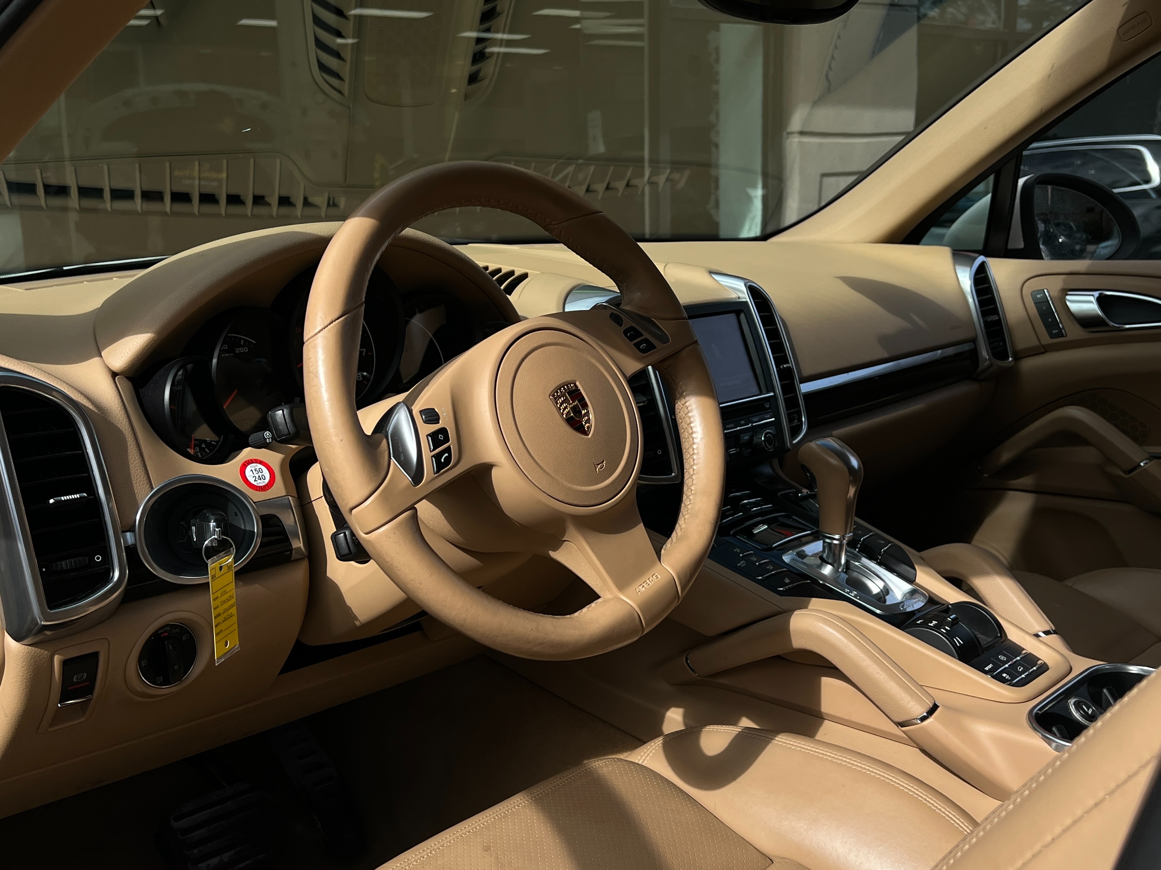 2011 Porsche Cayenne - Image 8