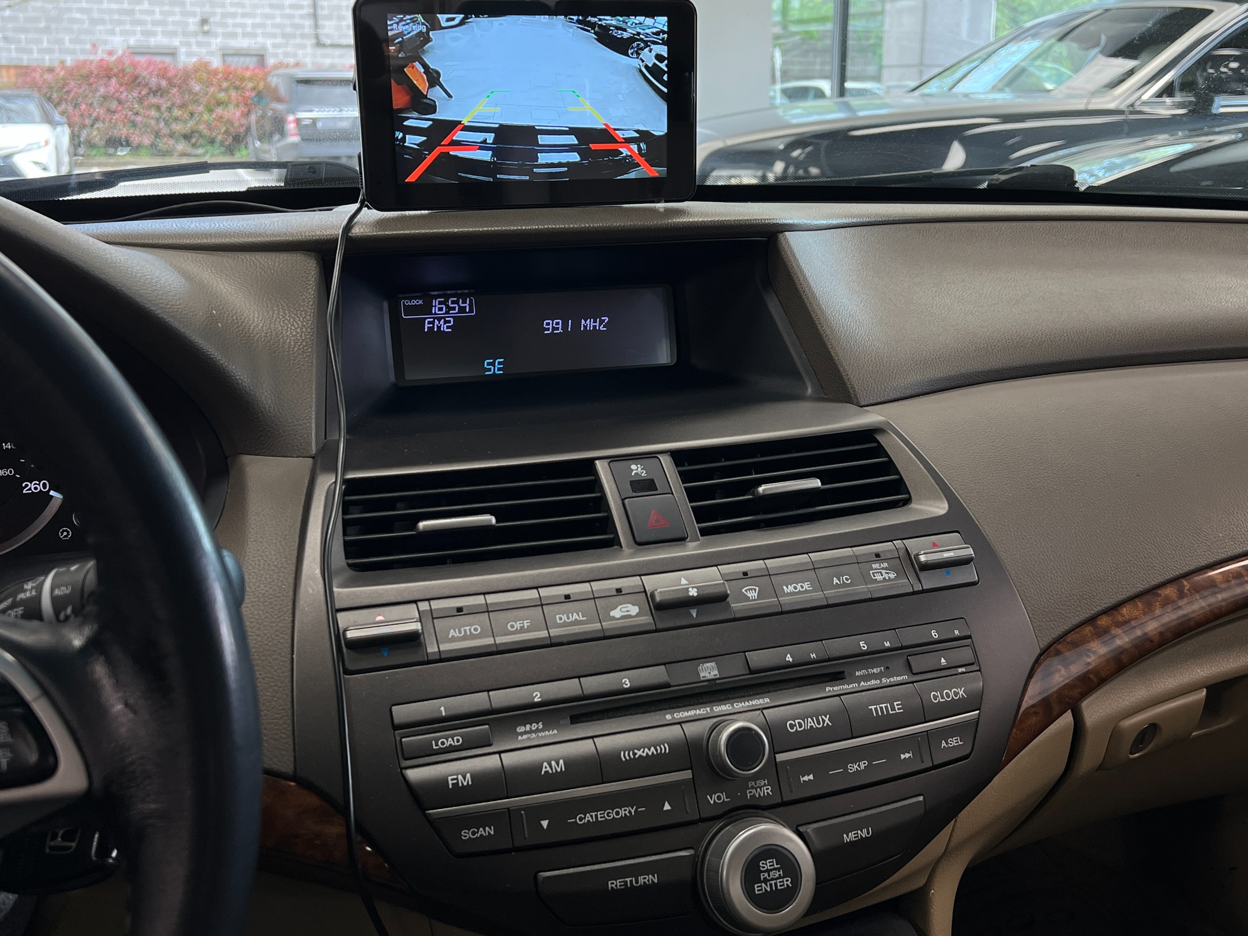 2009 Honda Accord - Image 9