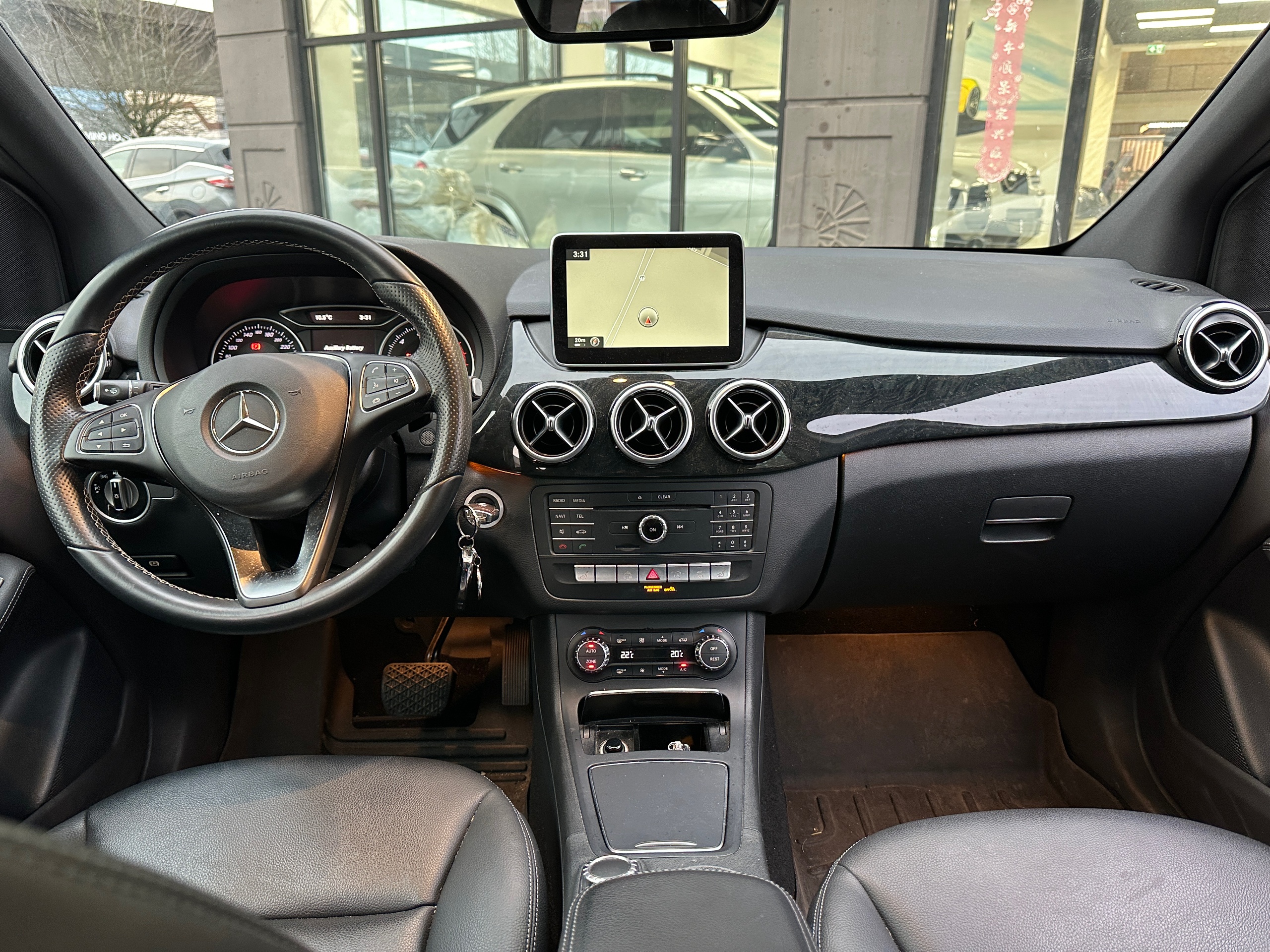 2015 Mercedes-Benz B250 - Image 14