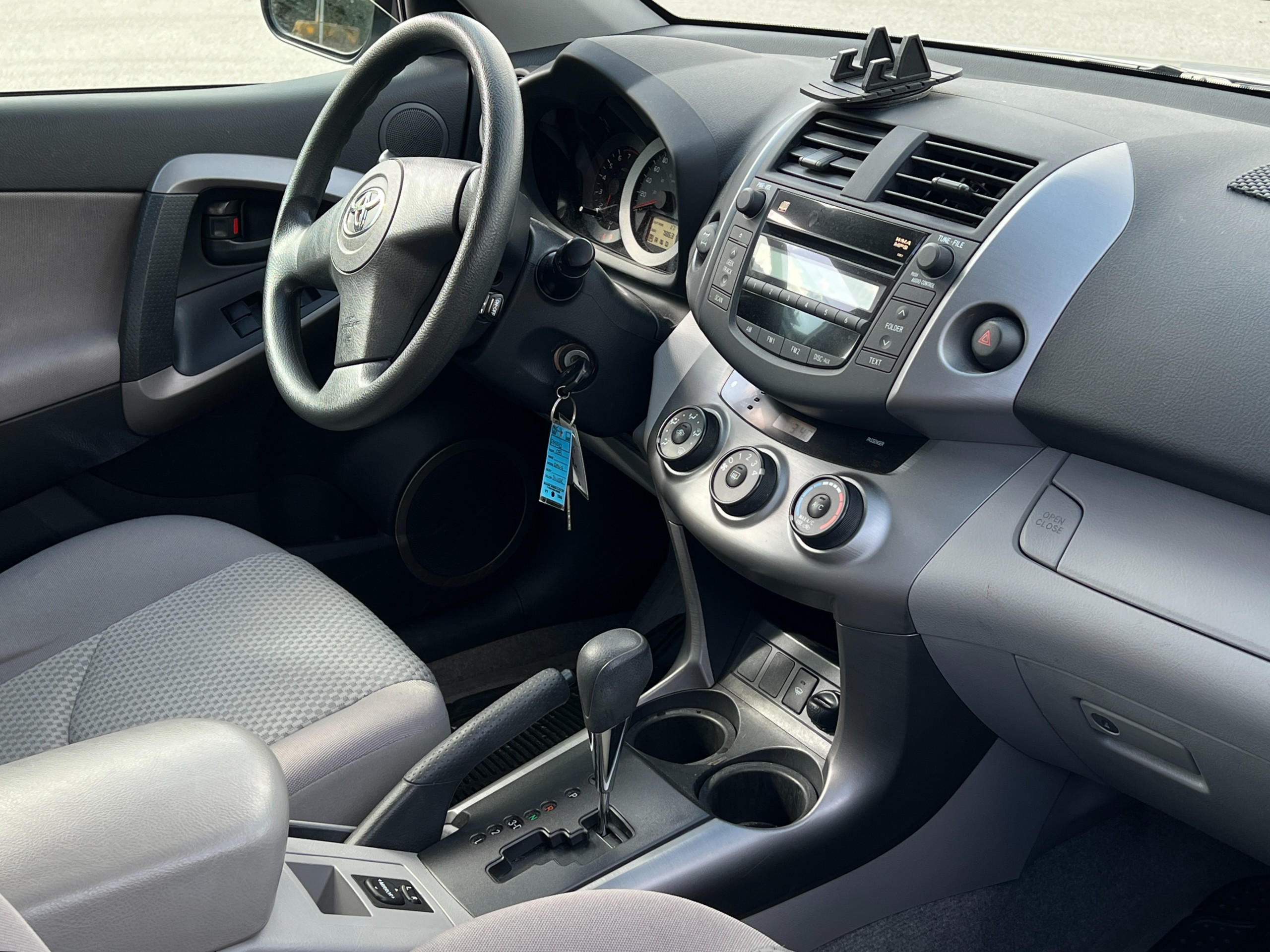 2008 Toyota Rav4 | BC Local | One owner - Image 9