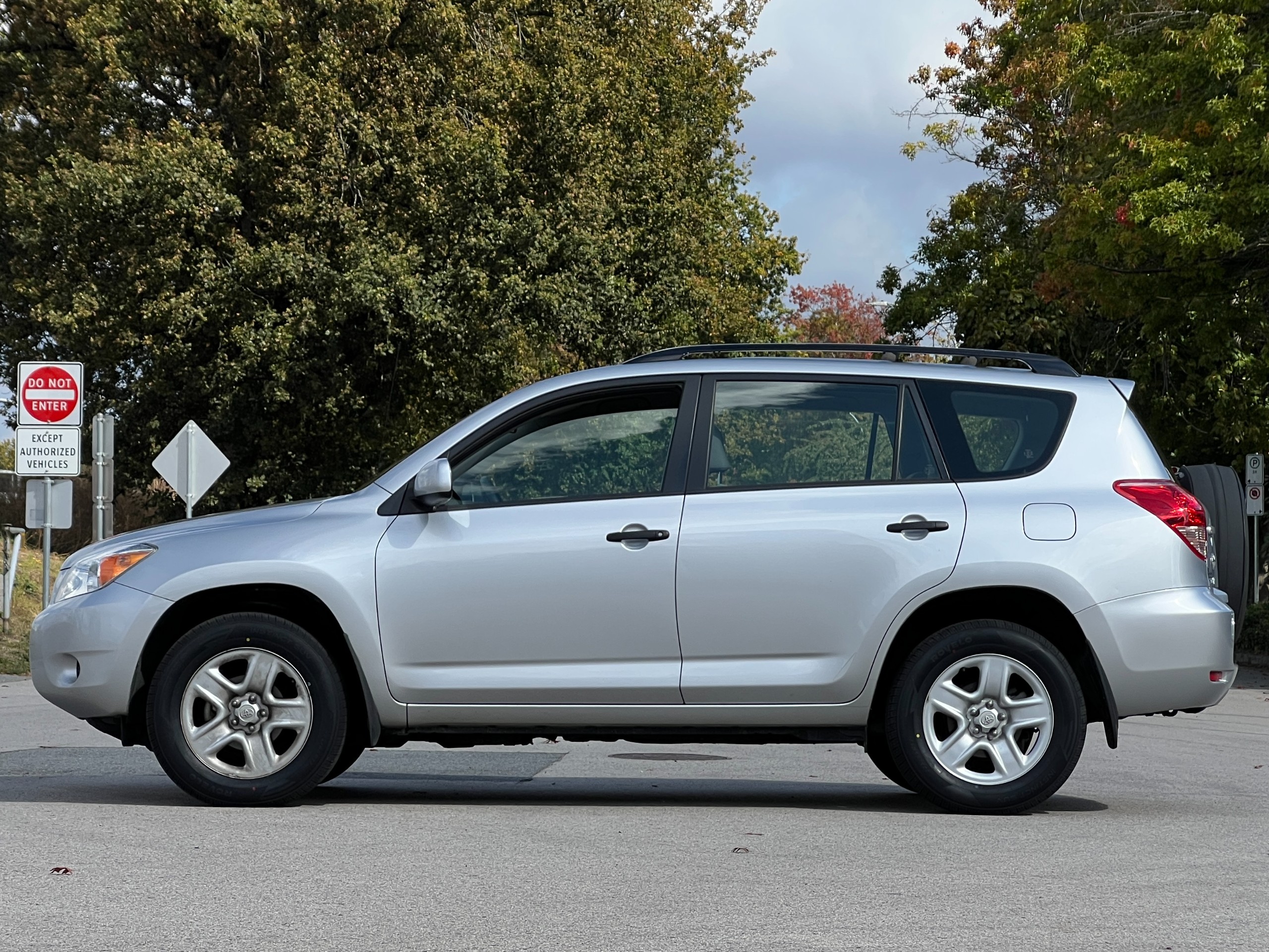 2008 Toyota Rav4 | BC Local | One owner - Image 4