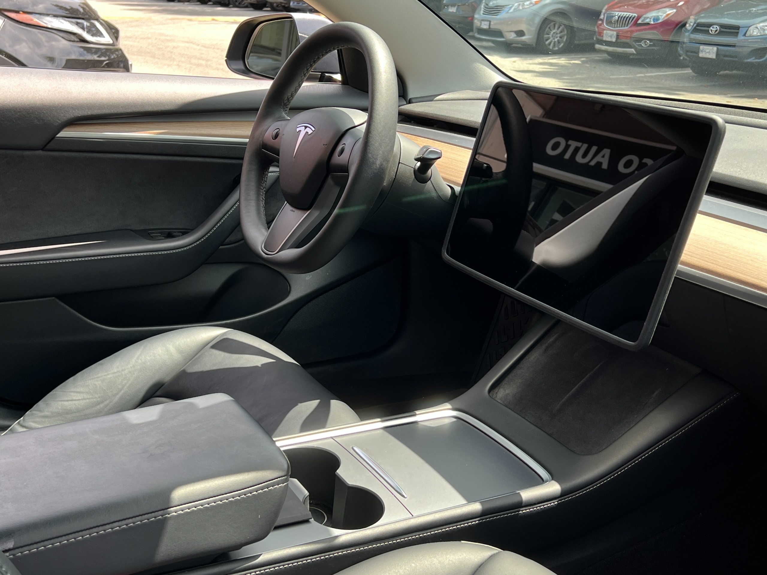 2021 Tesla Model 3 - Image 9