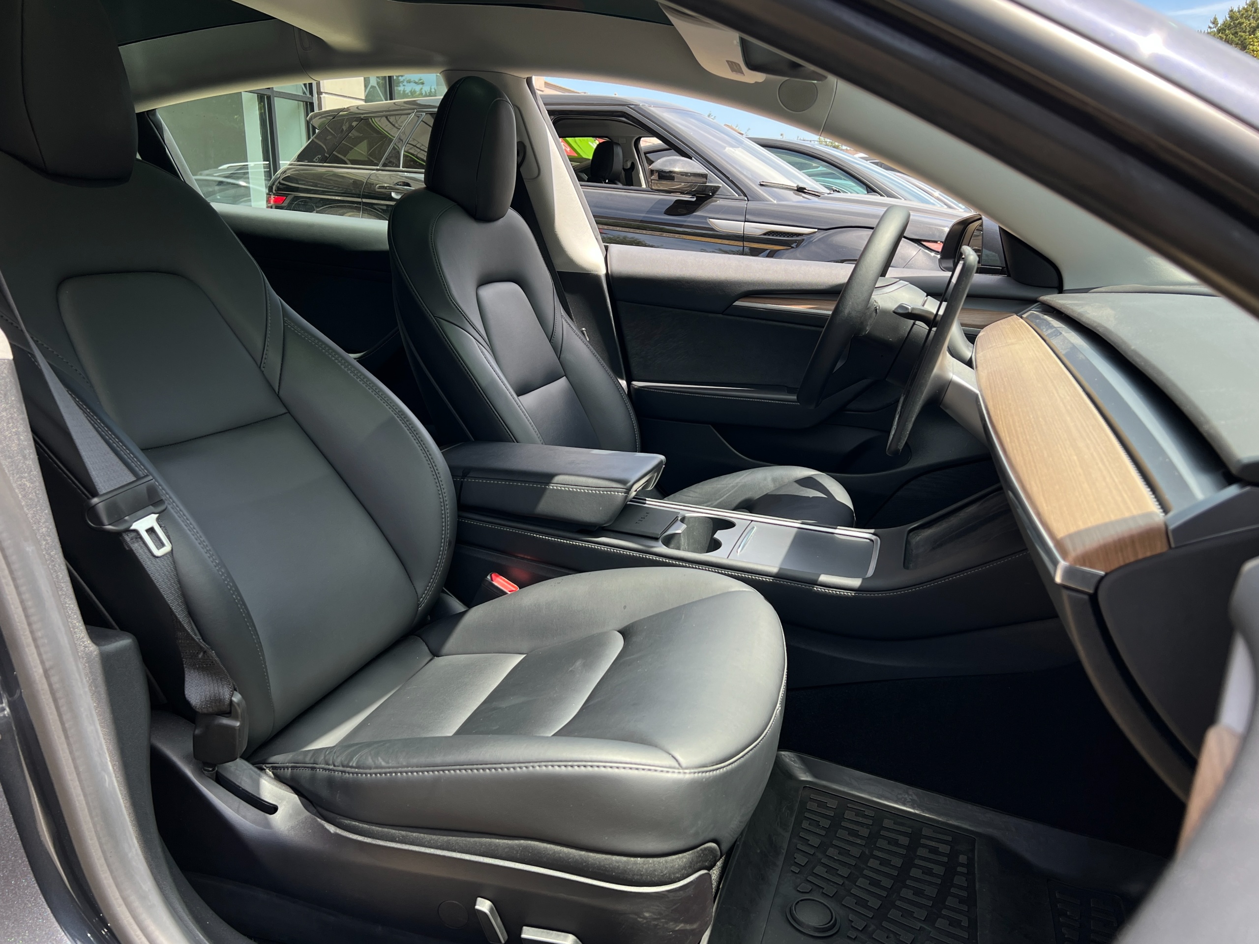 2021 Tesla Model 3 - Image 10